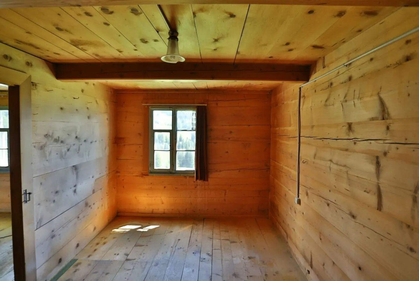 Unique opportunity - directly on the ski slope - Photo 4 of 6