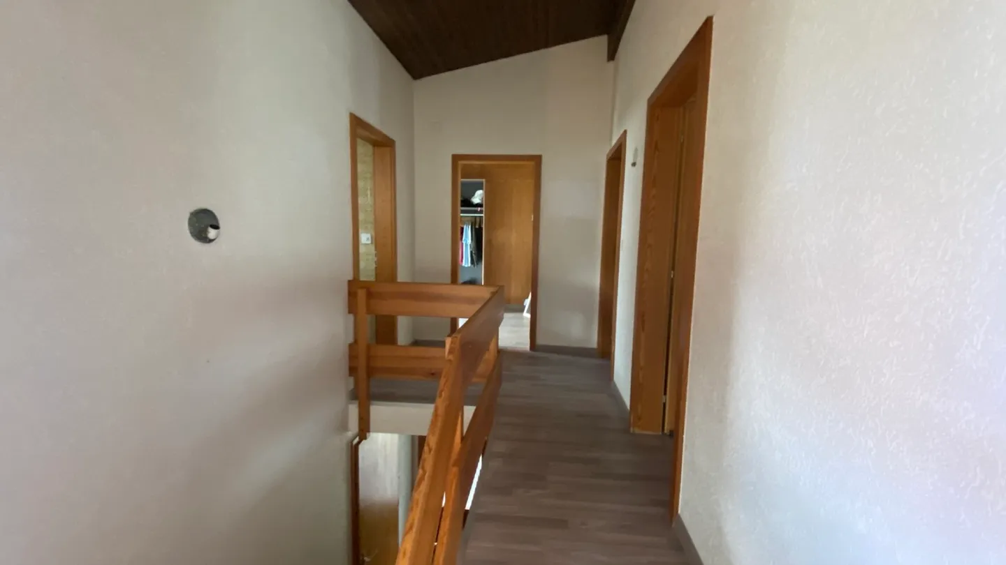 Maison familiale sur une parcelle de 791 m2 - Photo 11 of 34