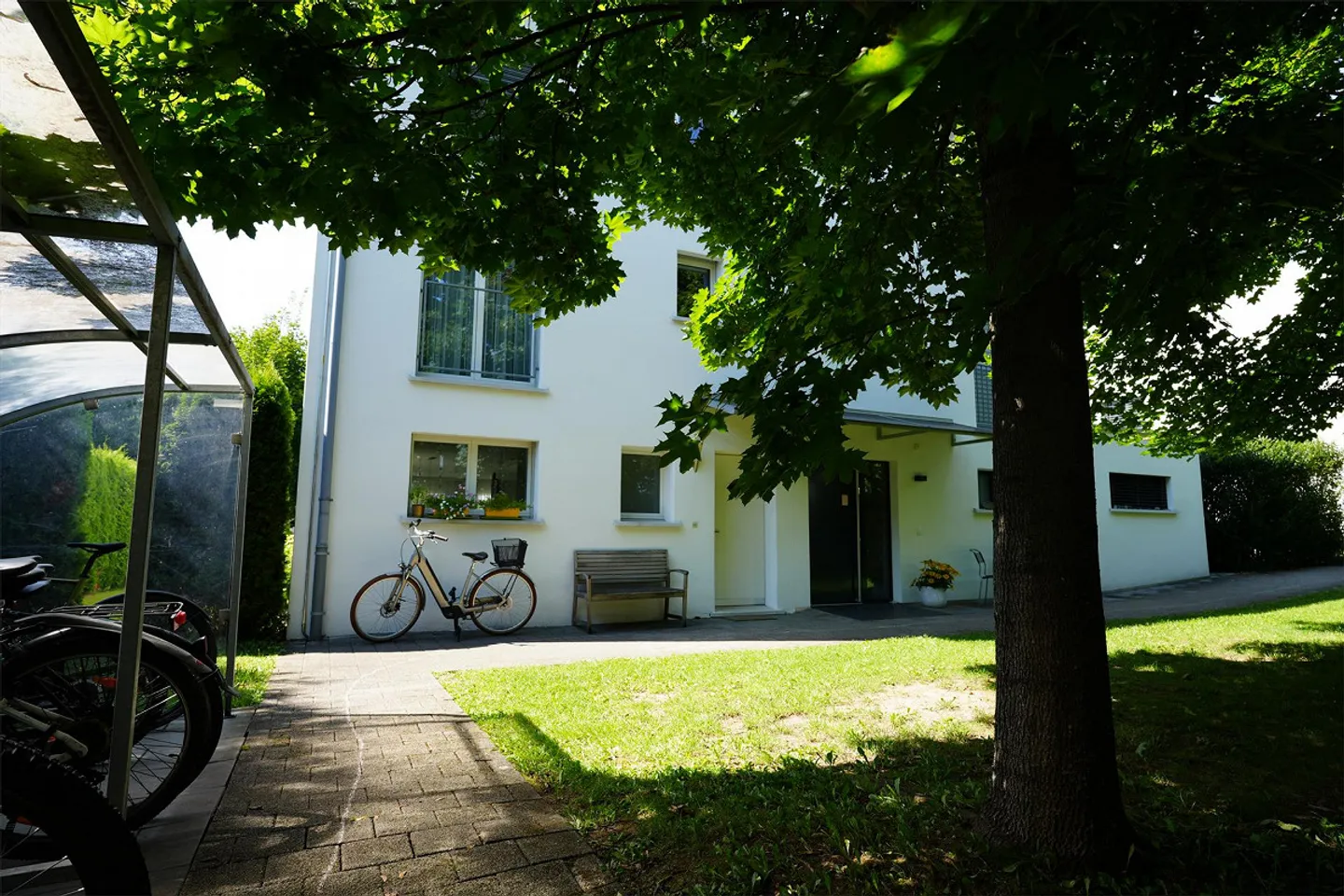 RESERVIERT - attraktives 5½ Zimmer-Einfamilienhaus im "Rosenpark" - Foto 3 von 14