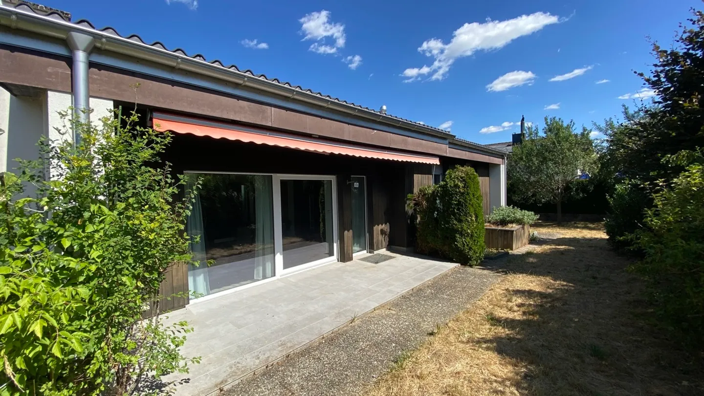 Maison familiale sur une parcelle de 791 m2 - Photo 27 of 34