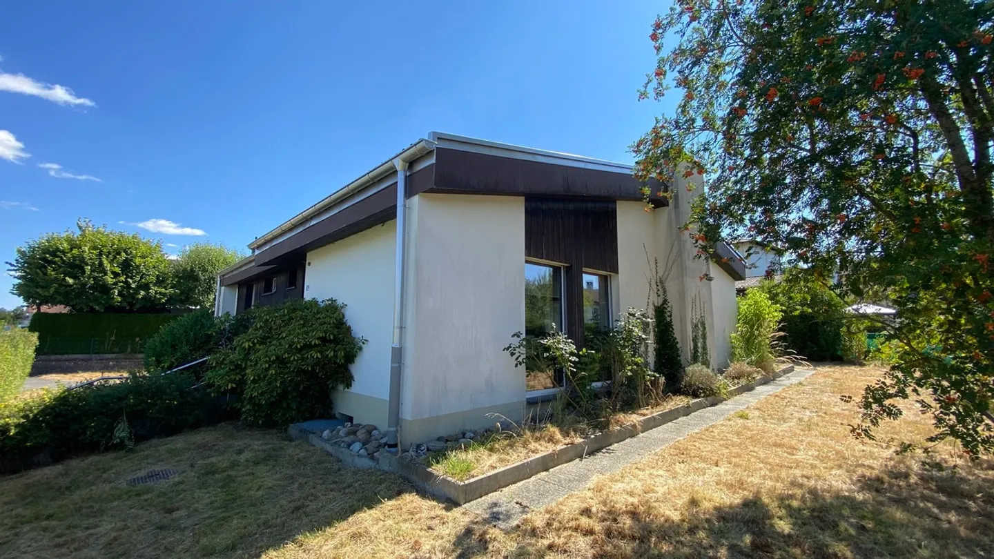 Maison familiale sur une parcelle de 791 m2 - Photo 32 of 34