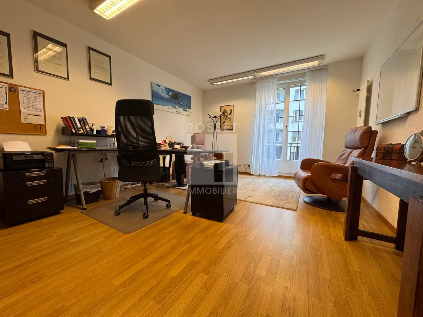 Administrative space or housing of 114m2 - Photo 1 of 6