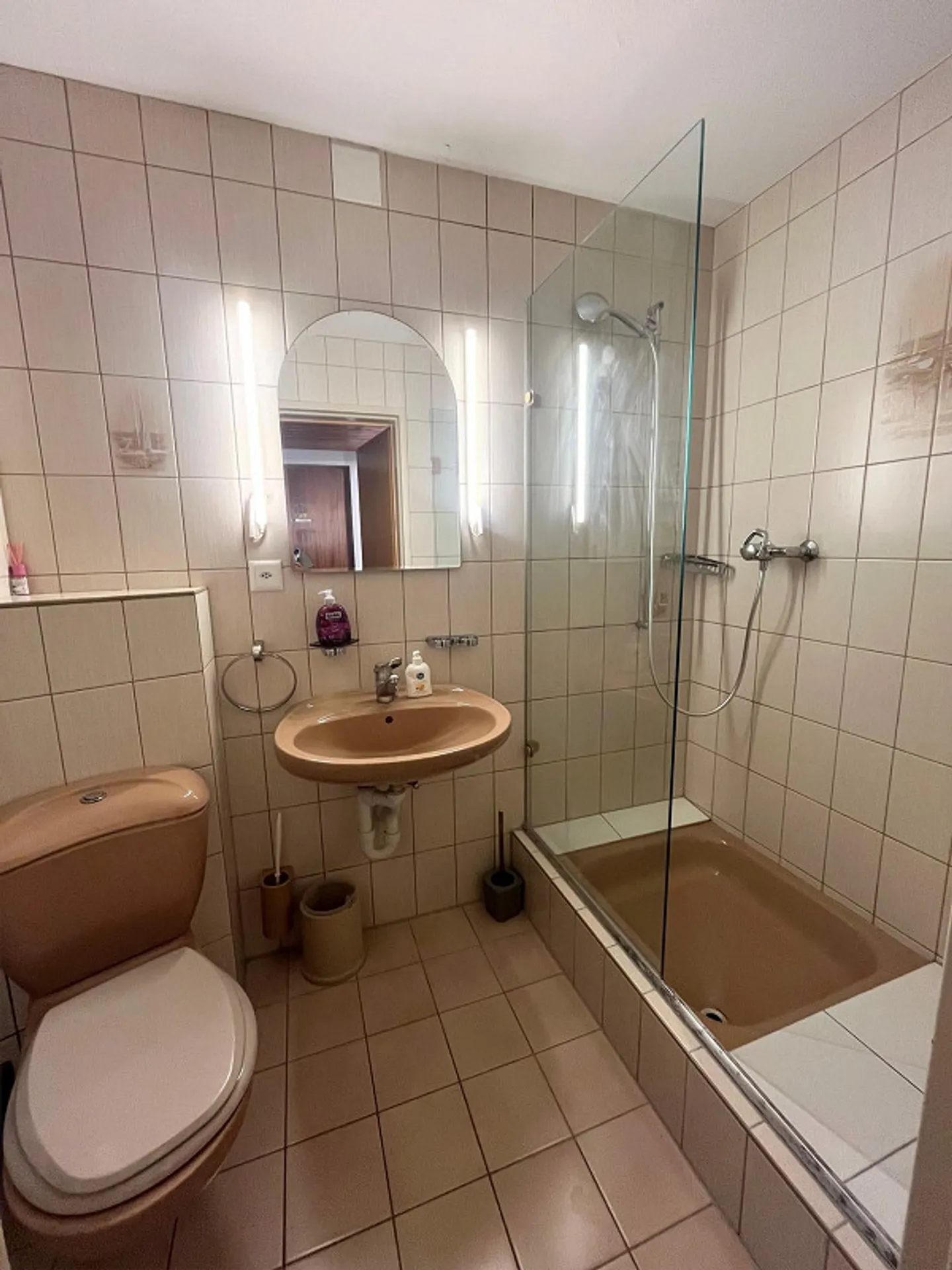 2 furnished rooms for rent in the town center - Photo 5 of 7