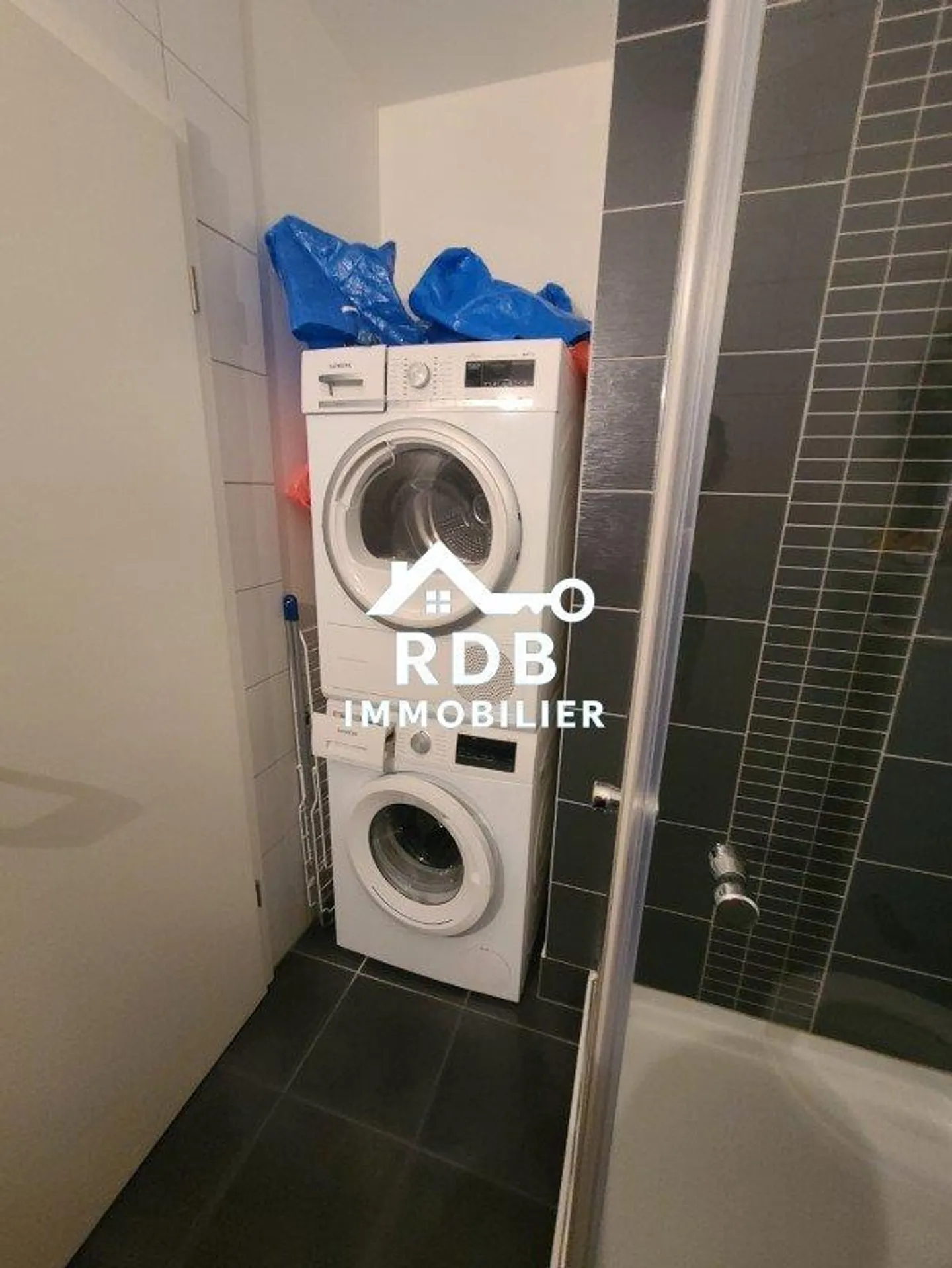 5-room apartment on the 6th floor located in Petit-Lancy 1213 - Photo 10 of 10