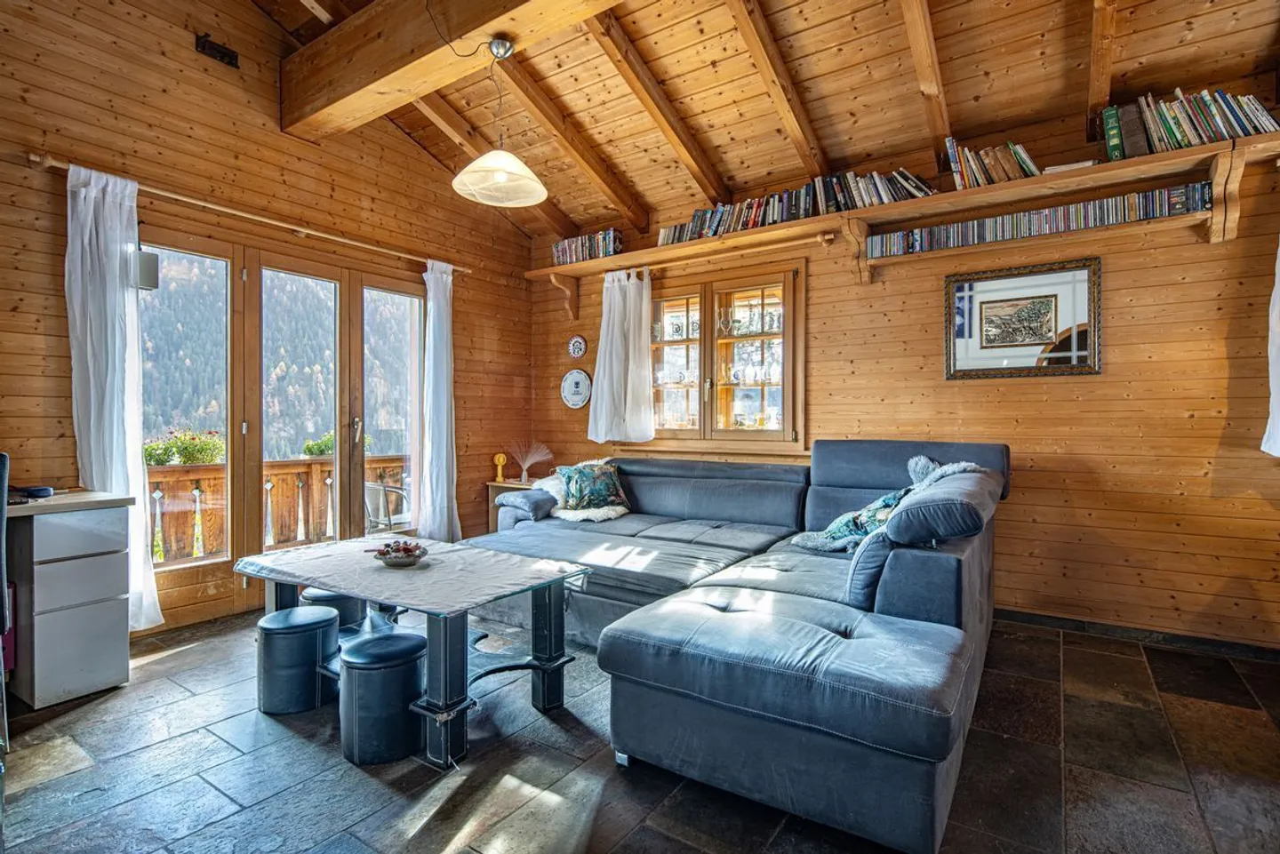 Charmantes Einfamilienhaus mit Panoramaaussicht in die Bündner Berge - Foto 10 von 13