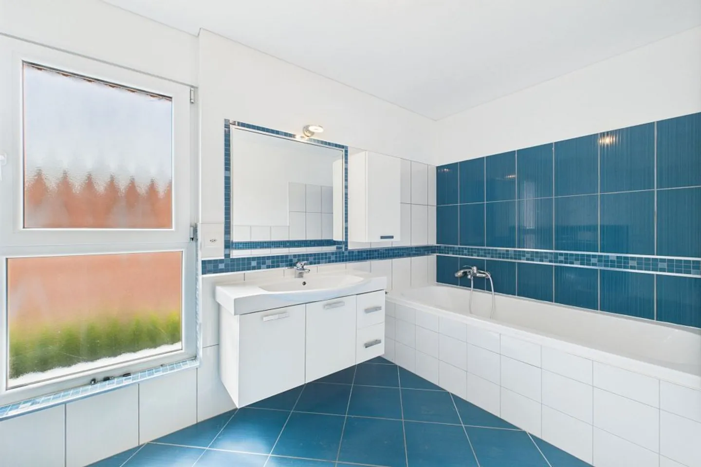 Row House with Garden in Ligornetto Mendrisio - Photo 10 of 13