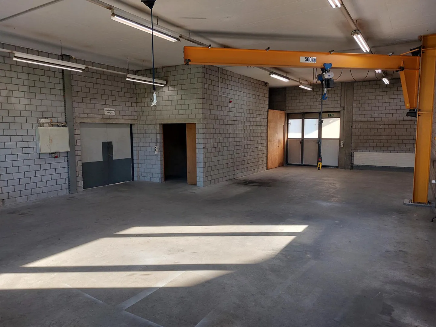 Spazio commerciale / Spazio di produzione - Foto 1 di 4