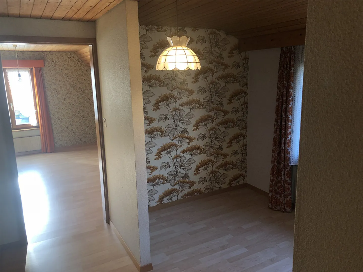 6.5 Room Single Family House with Lake View - Photo 11 of 11