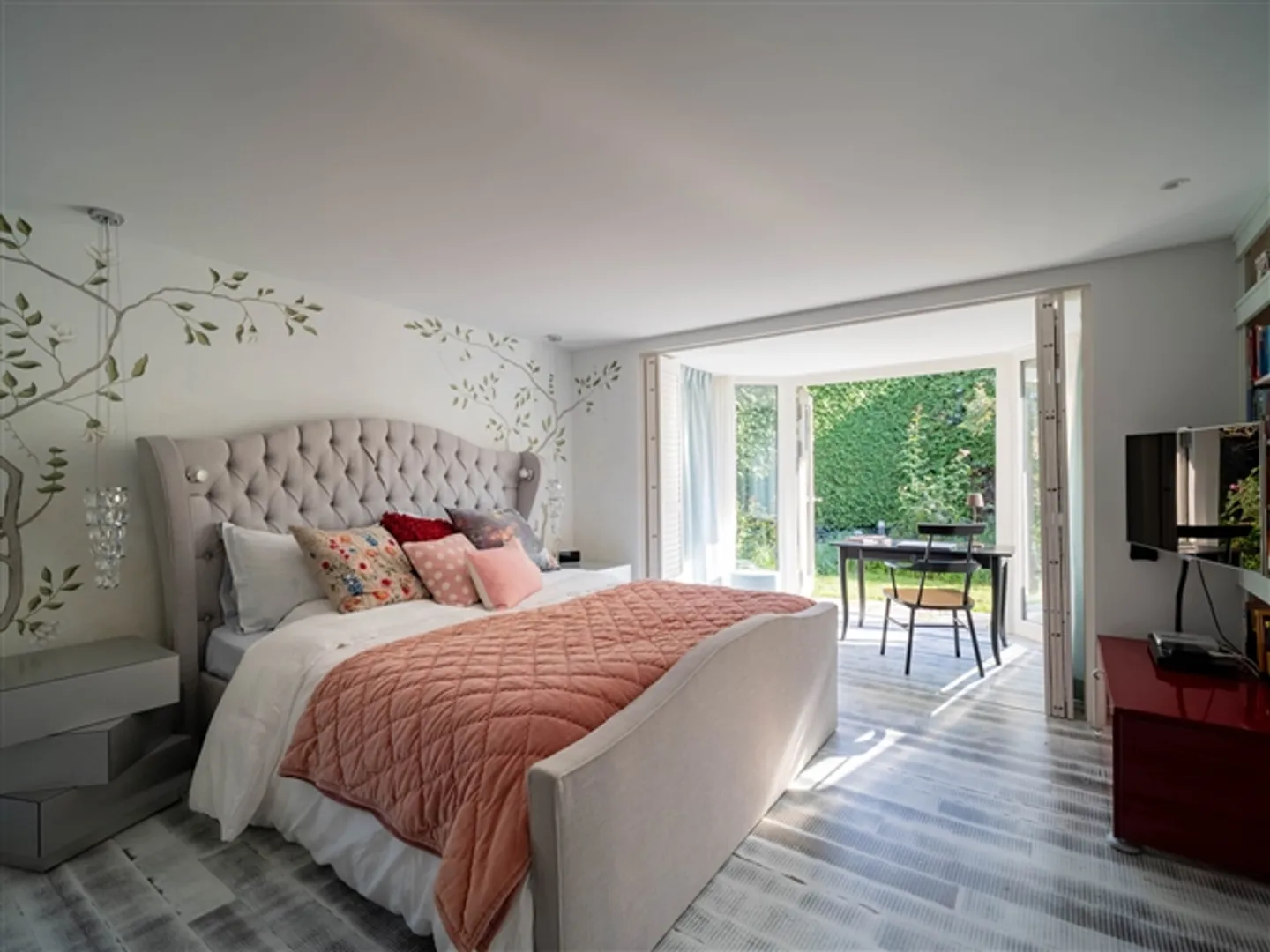 Merveille d'espace et de confidentialité avec un style particulier - Photo 15 sur 20