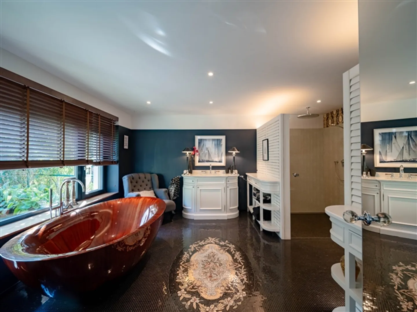 Merveille d'espace et de confidentialité avec un style particulier - Photo 17 sur 20