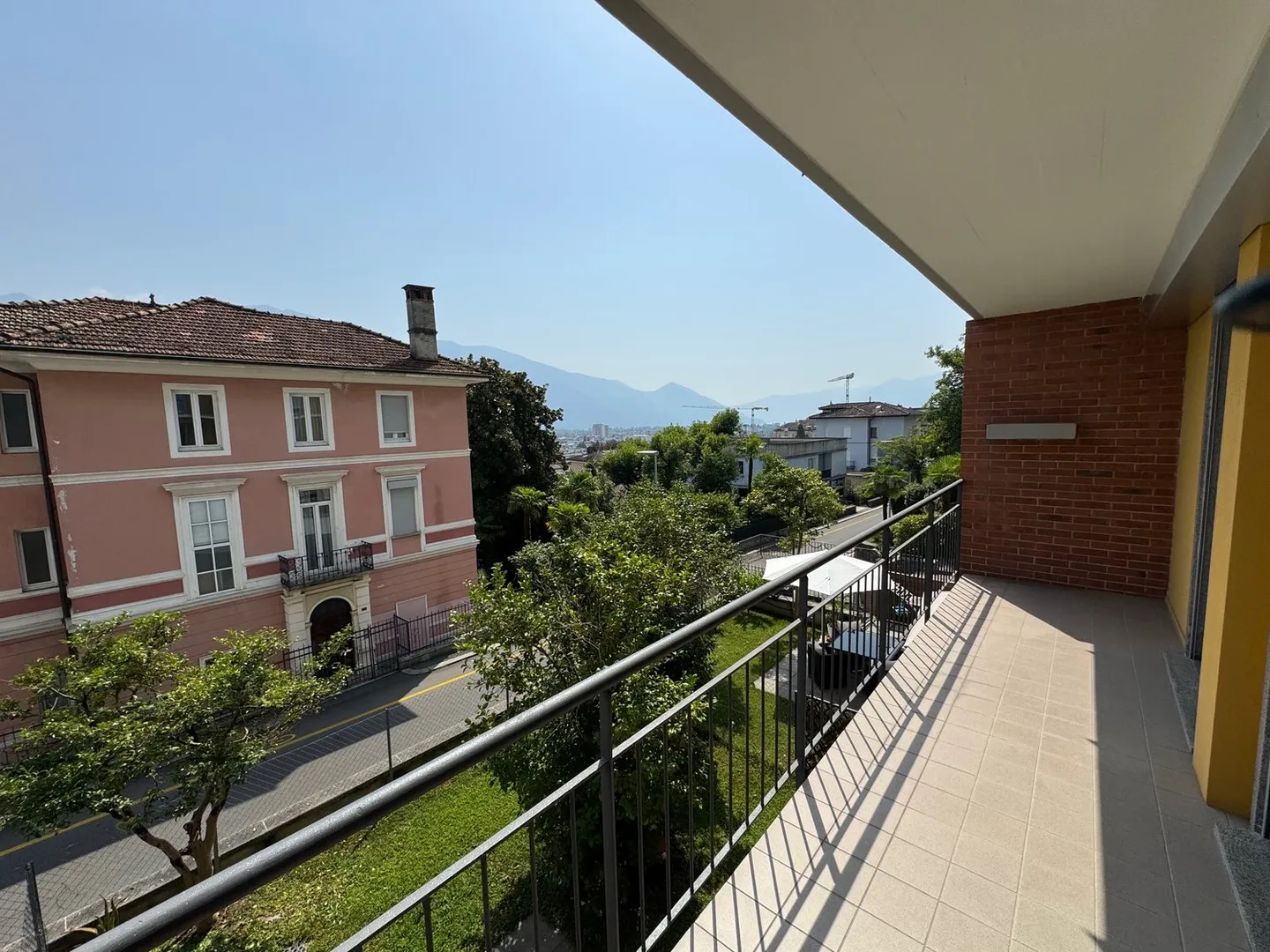 Vendesi a Muralto appartamenti di 2.5 locali - Foto 4 di 11