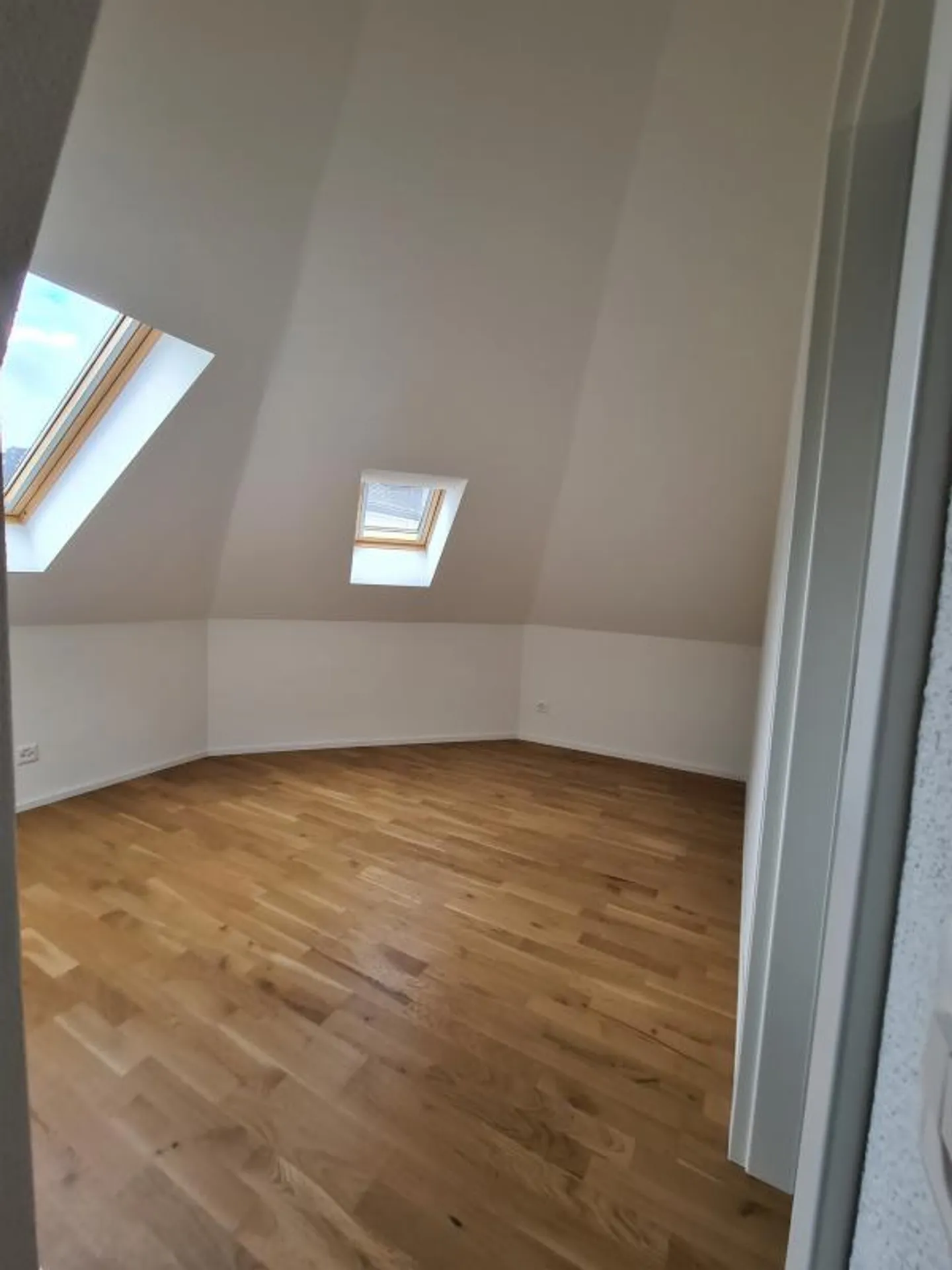 Exklusive sonnige 2-Zimmer Dachwohnung - Foto 6 von 11
