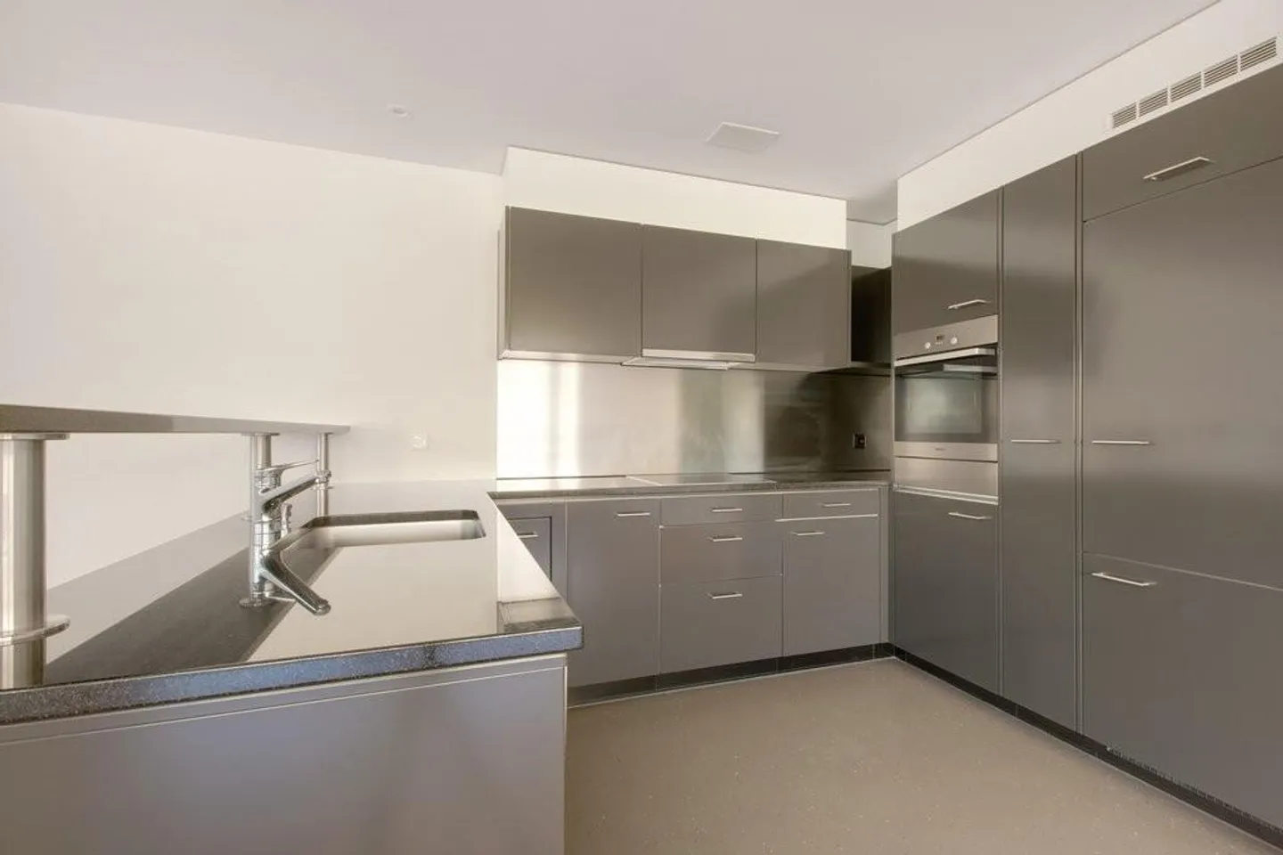 Complesso residenziale moderno in posizione centrale a Frauenfeld - Foto 2 di 5