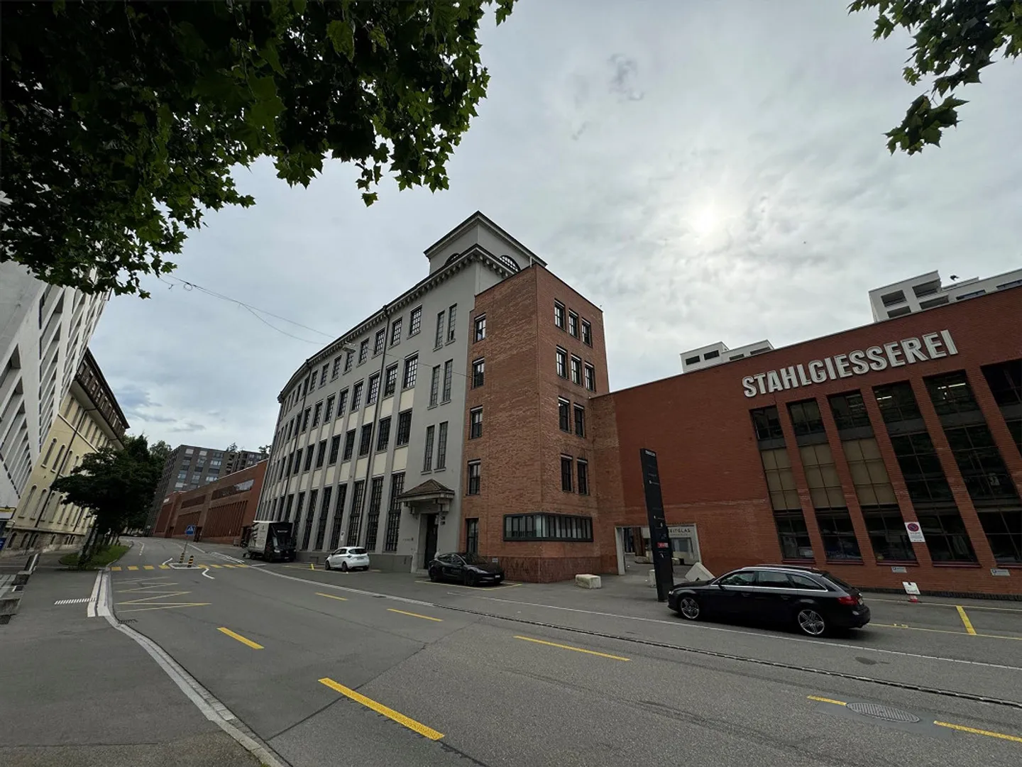 Locali commerciali a Mühlental Schaffhausen - Foto 1 di 11