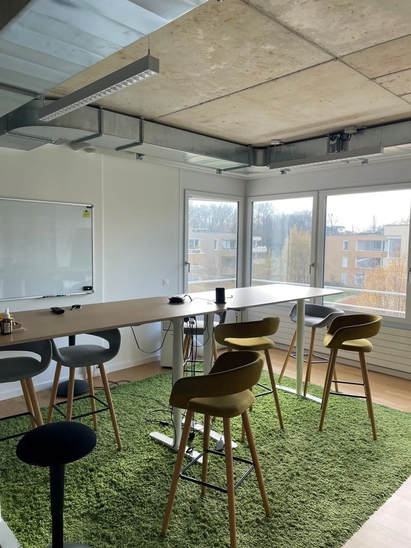 Surface de bureau de 157m2 - Photo 4 sur 6