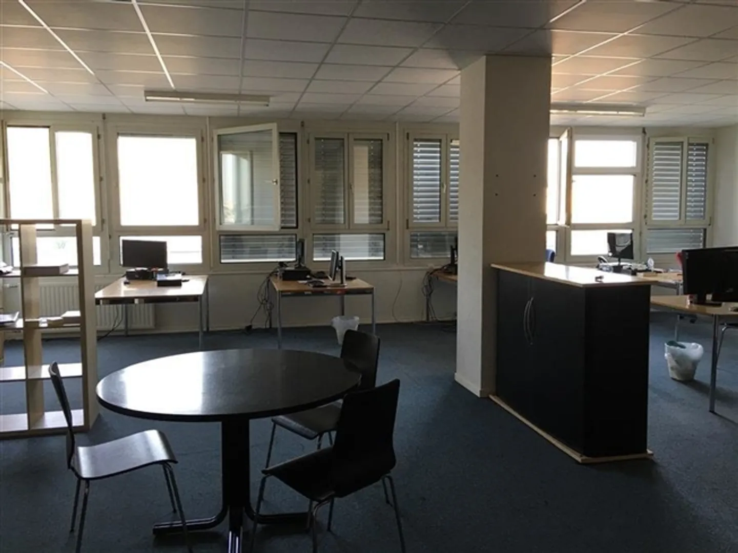 Démarrez votre entreprise - Bureau dans la zone de Dreispitz - Photo 1 sur 2