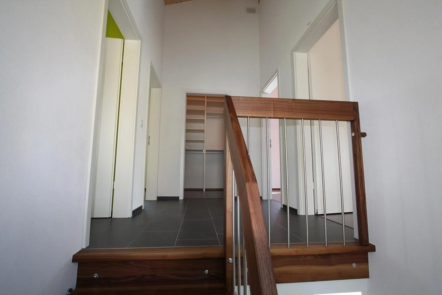 Maison individuelle dans un quartier résidentiel panoramique (pas de droit de construire) - Photo 18 sur 24