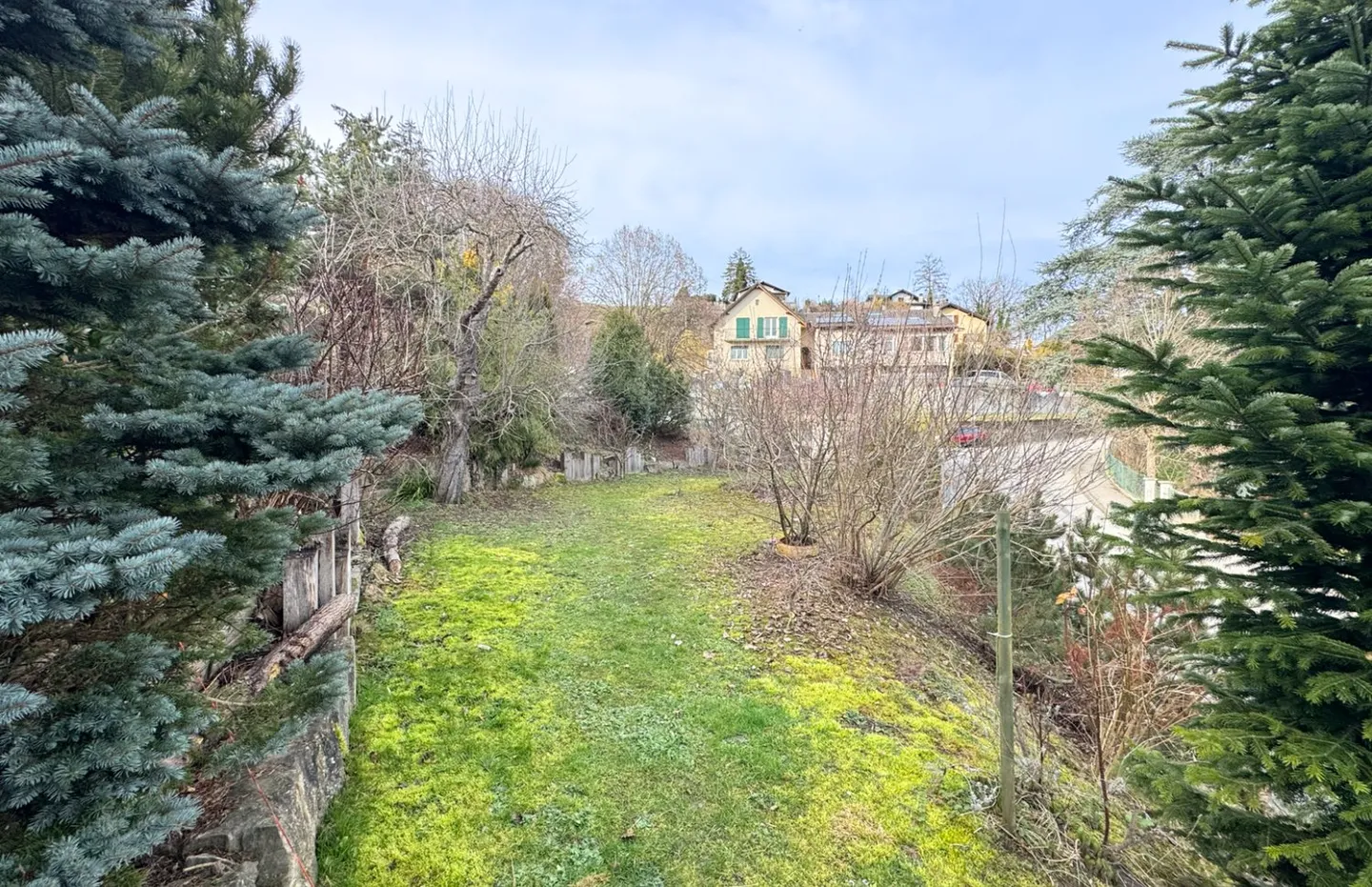 Maison mitoyenne avec viager, occupée pendant 5 ans, et terrain à bâtir - Photo 3 sur 9