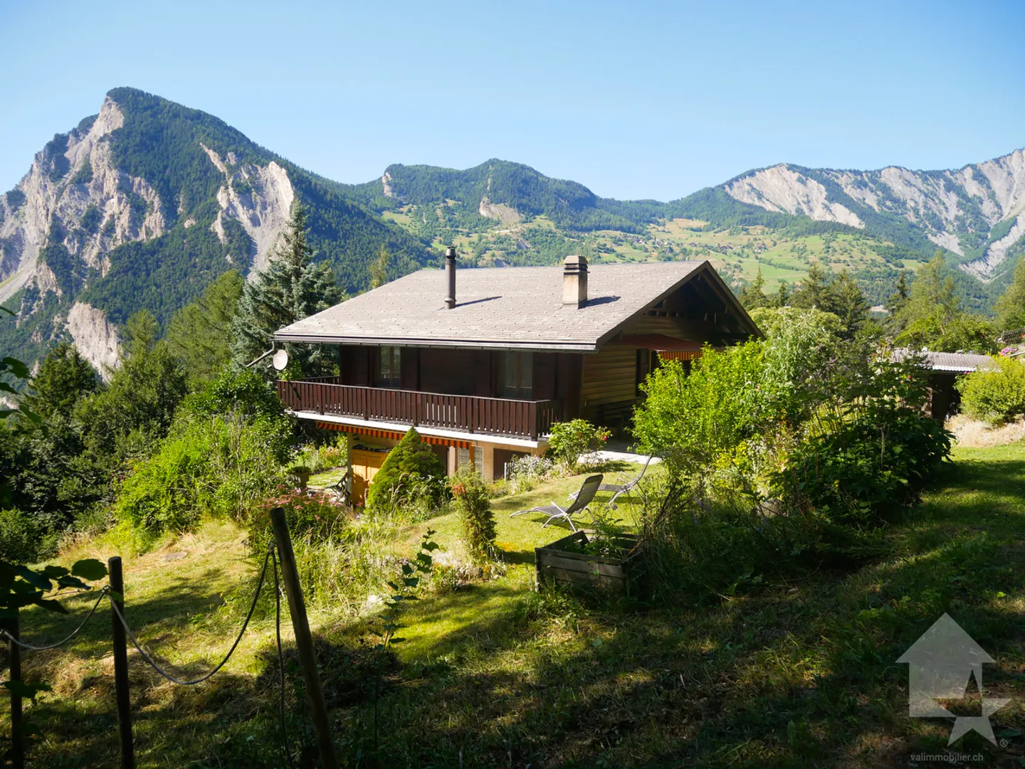Magnificent property, 15 minutes from Châble, quiet, with breathtaking views - Photo 21 of 50