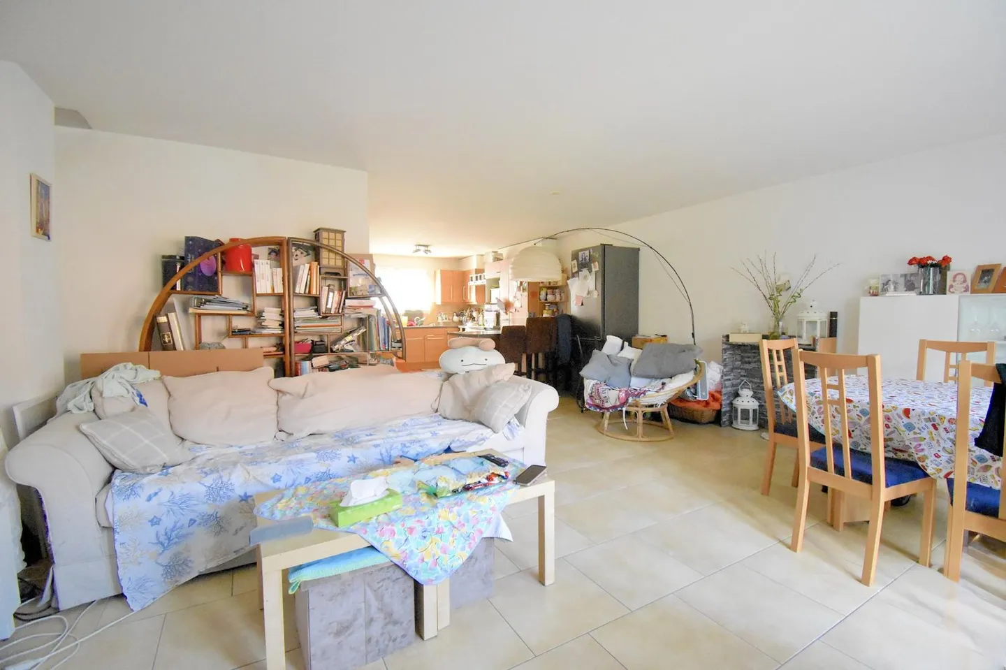 Triplex familial charmant au cœur de Lavigny - 140 m² sur trois niveaux - Photo 3 sur 10