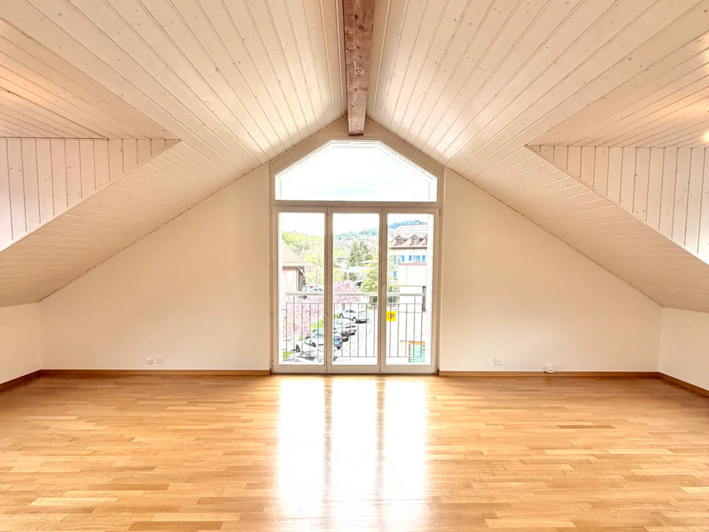 Charmant Appartement Duplex - Photo 2 sur 12
