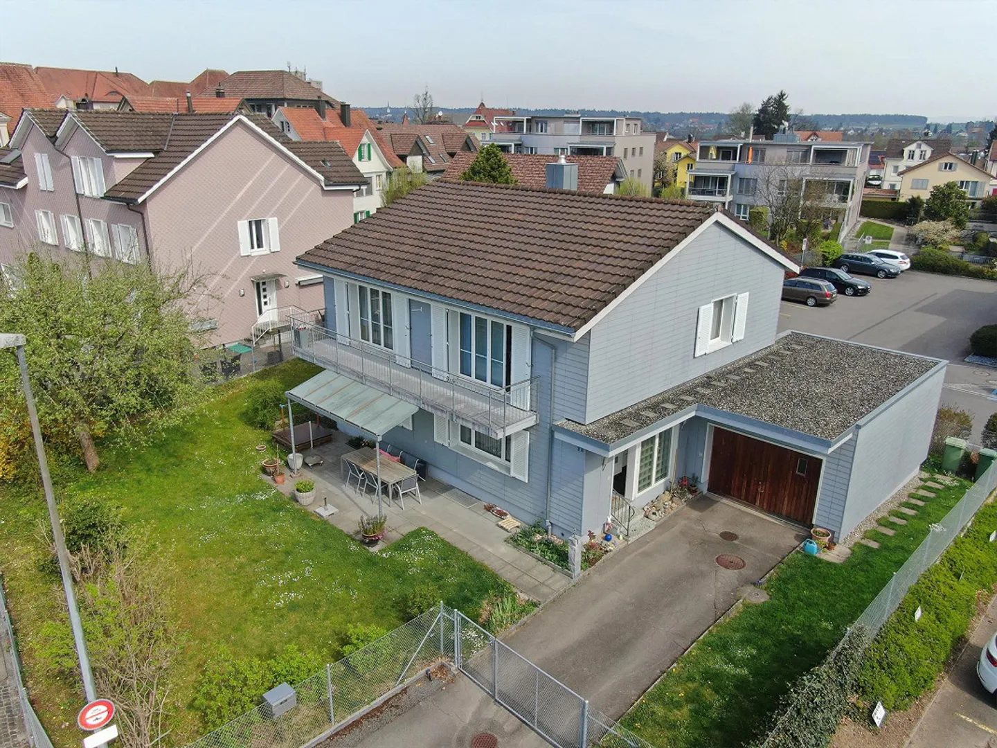 Casa unifamiliare nel centro di Amriswil - Foto 1 di 13