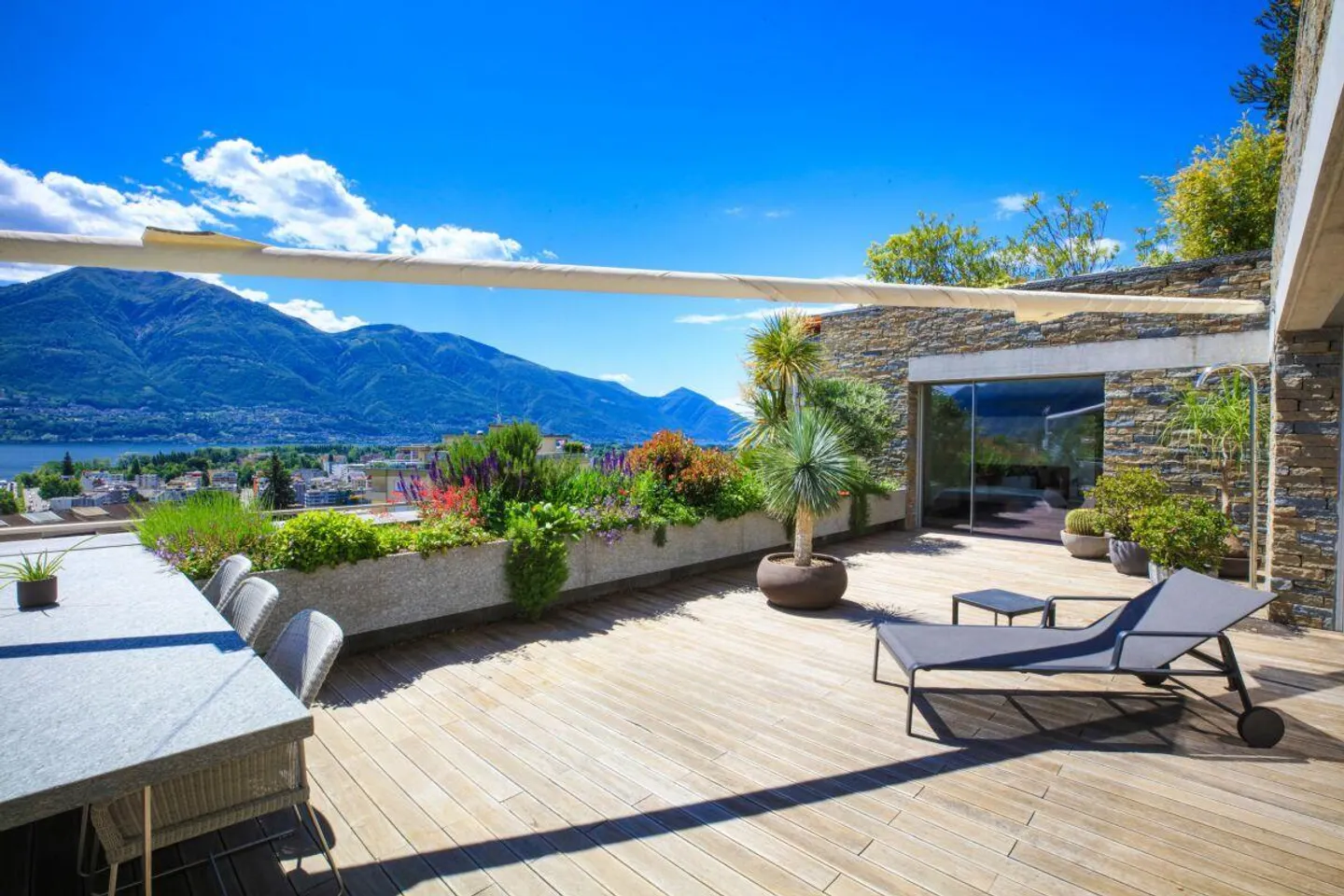 Appartement haut de gamme surplombant le lac Majeur - Photo 1 sur 24