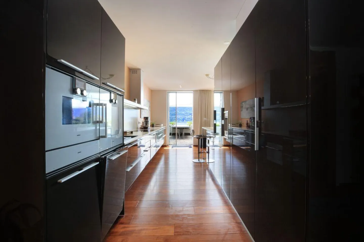 Appartement haut de gamme surplombant le lac Majeur - Photo 10 sur 24