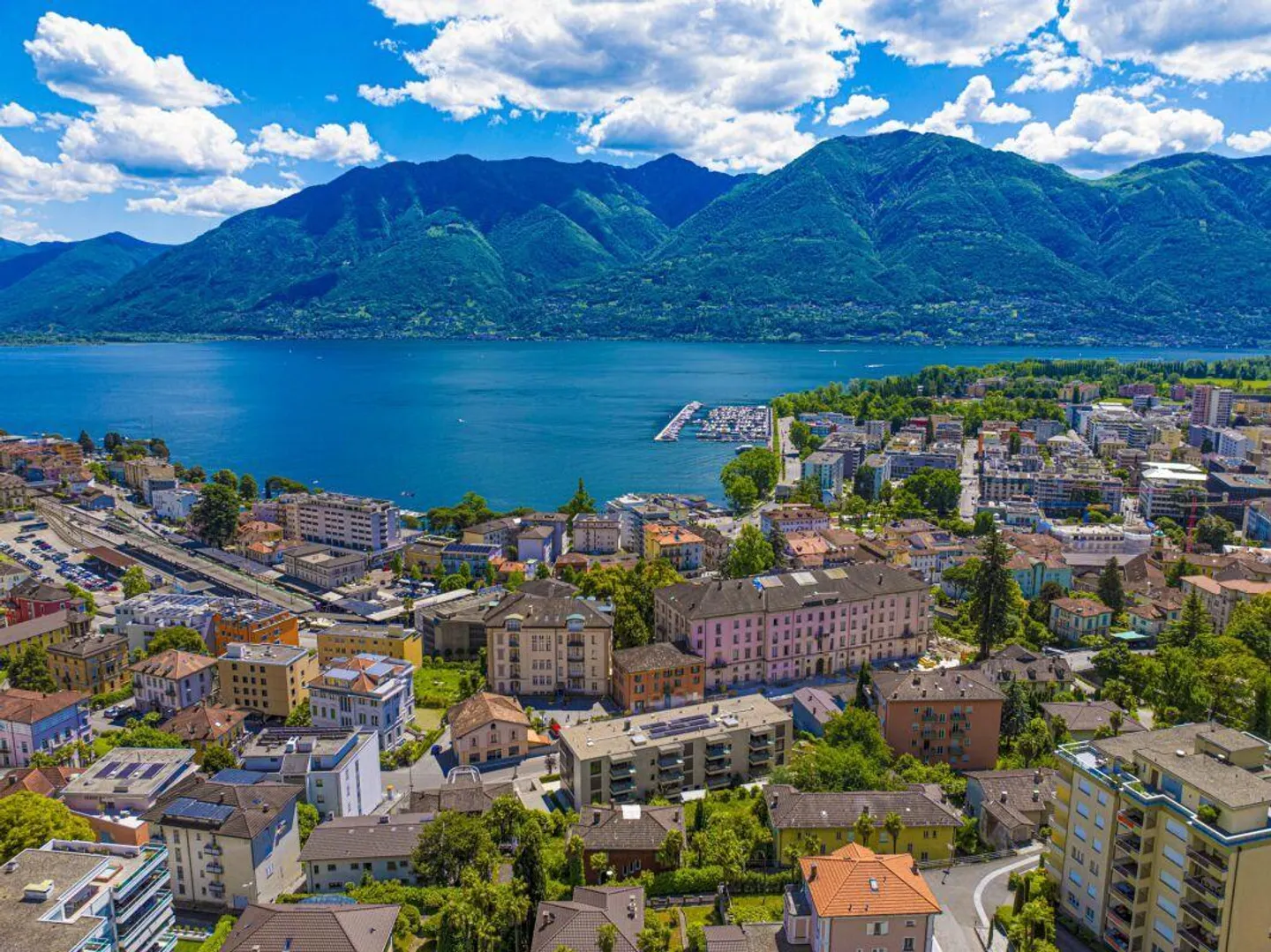 Appartement haut de gamme surplombant le lac Majeur - Photo 24 sur 24