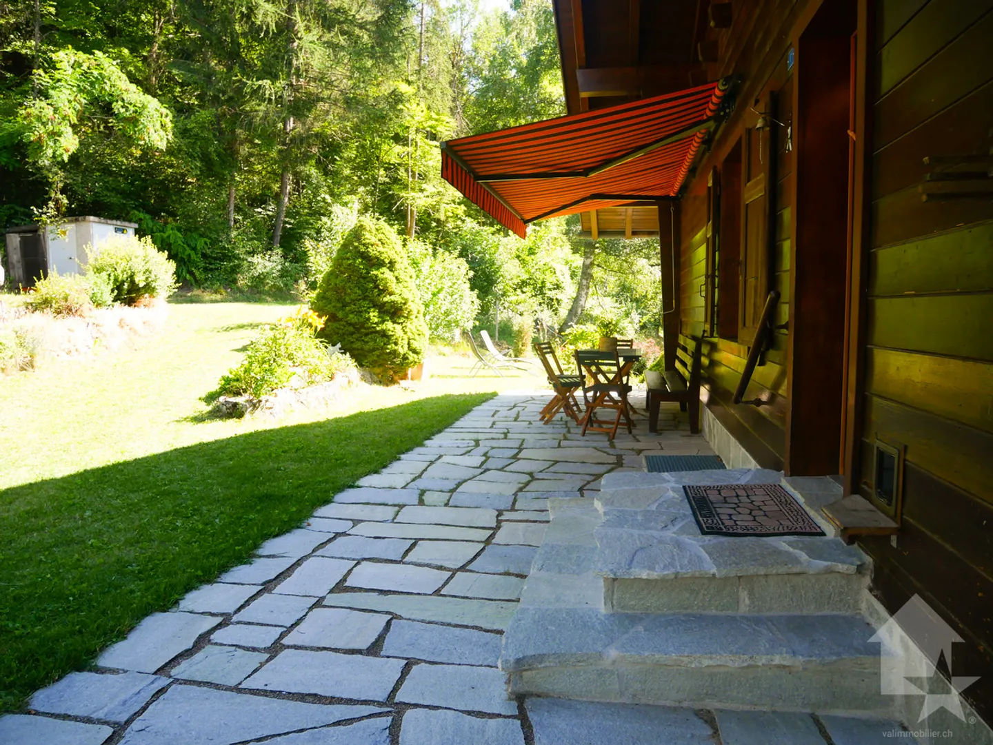 Magnificent property, 15 minutes from Châble, quiet, with breathtaking views - Photo 44 of 50