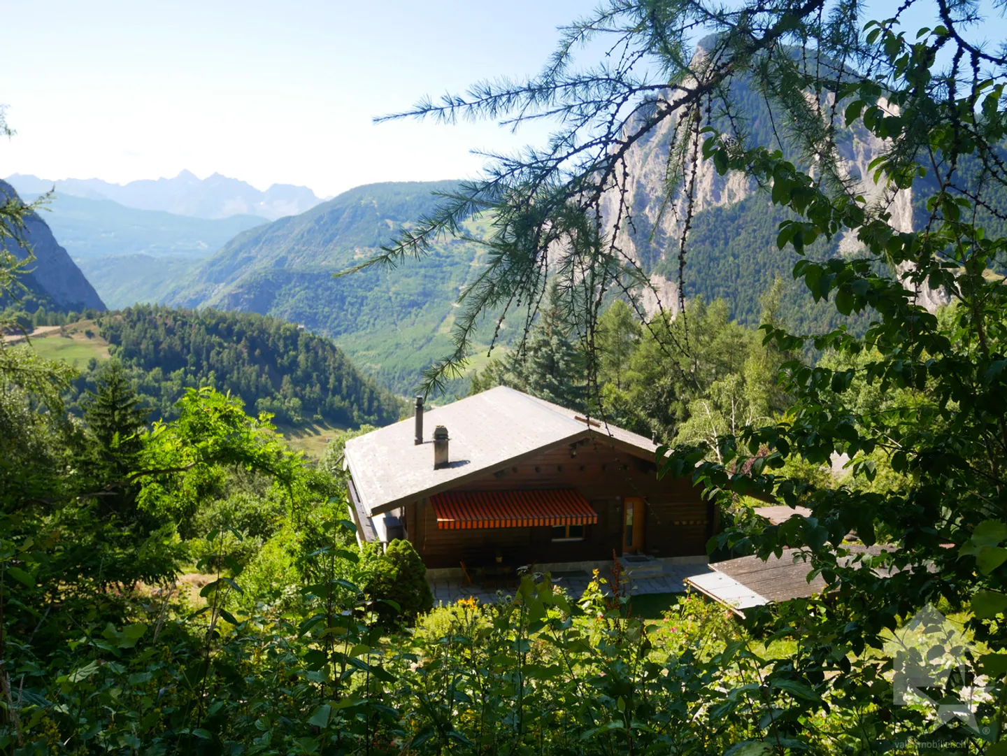 Magnificent property, 15 minutes from Châble, quiet, with breathtaking views - Photo 46 of 50