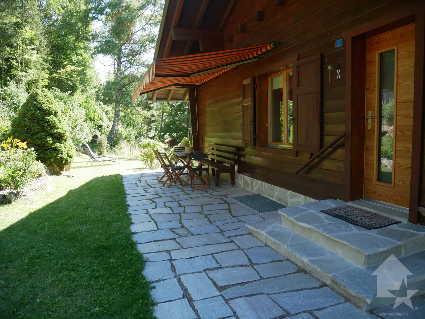 Magnificent property, 15 minutes from Châble, quiet, with breathtaking views - Photo 49 of 50