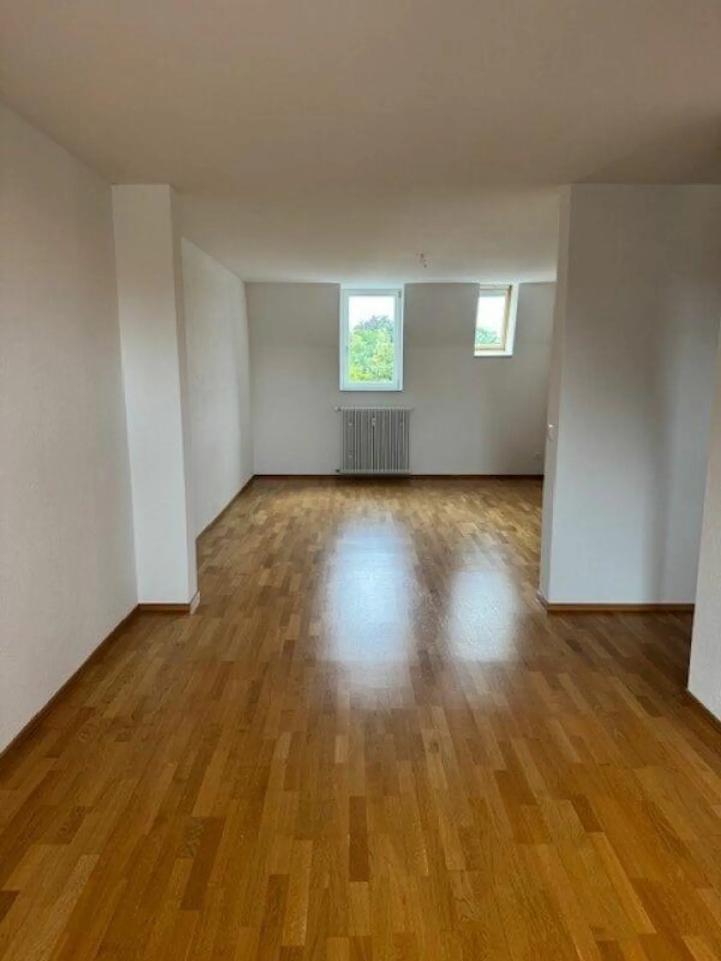 Sanierte Dachwohnung in Bern - Foto 4 von 7