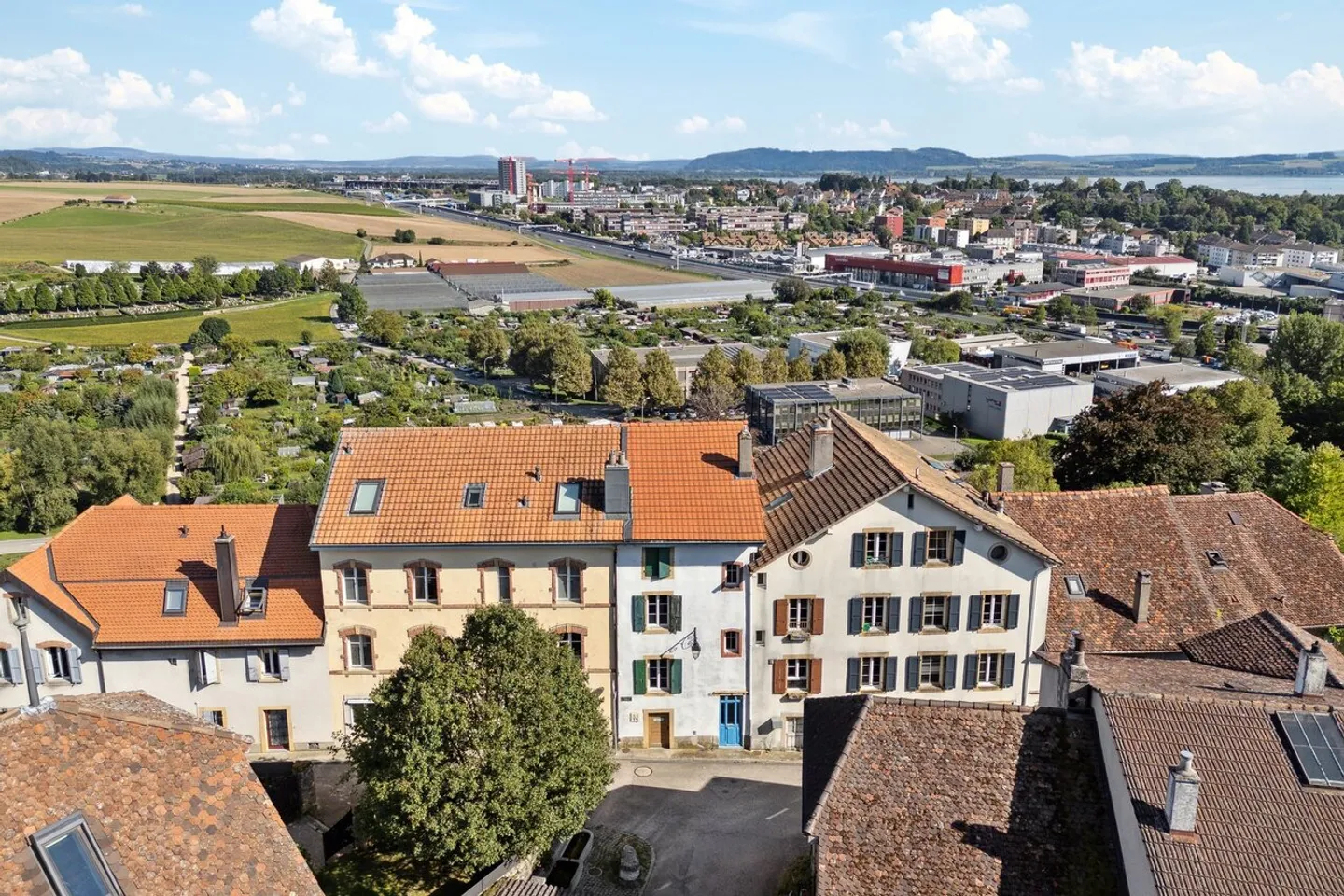 Incantevole casa a schiera nel centro del vecchio villaggio - Foto 1 di 8