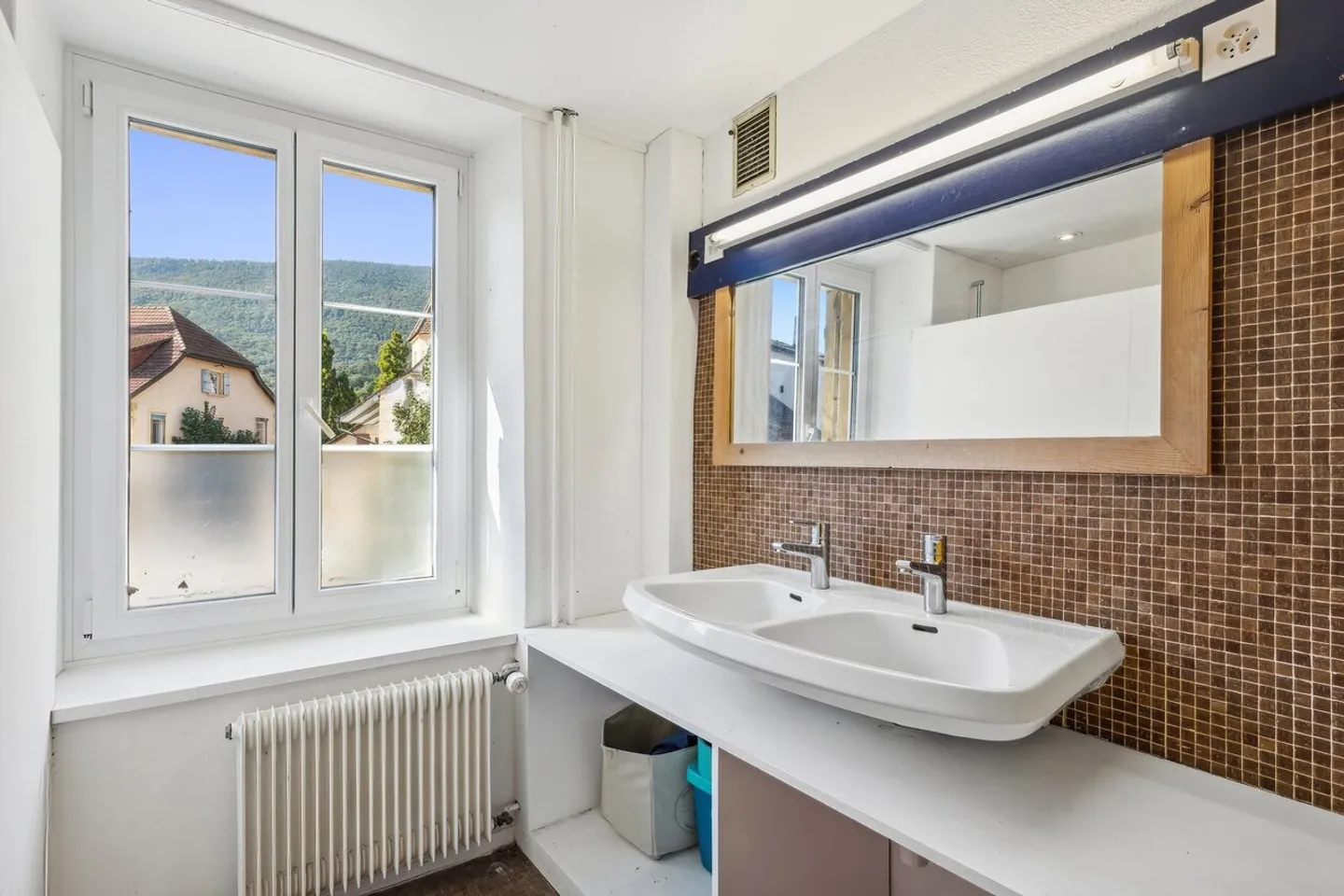 Incantevole casa a schiera nel centro del vecchio villaggio - Foto 6 di 8