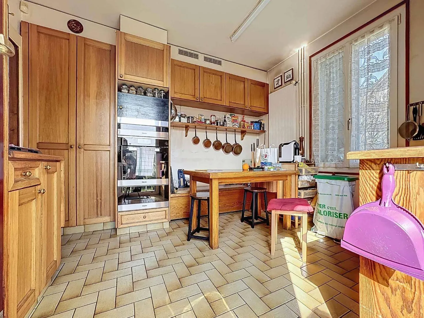 Immeuble d'investissement avec jardin - Photo 3 sur 13