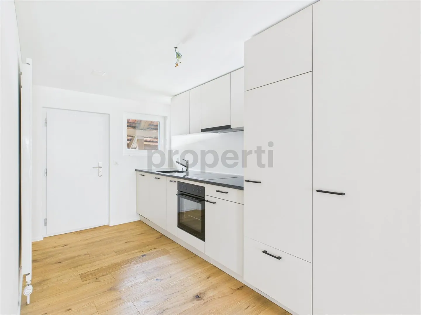 Appartamento affascinante di 2,5 stanze in una posizione tranquilla di Langenthal - Foto 2 di 6