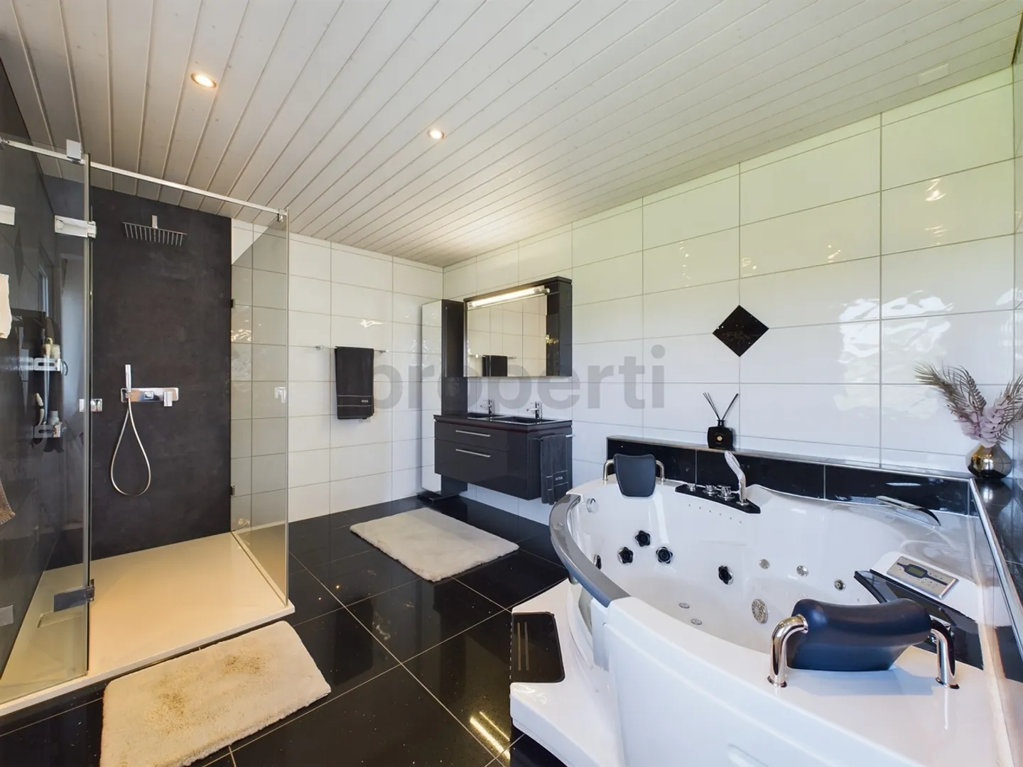 Moderne 5.5-Zimmer-Wohnung in Kemmental - Foto 5 von 10
