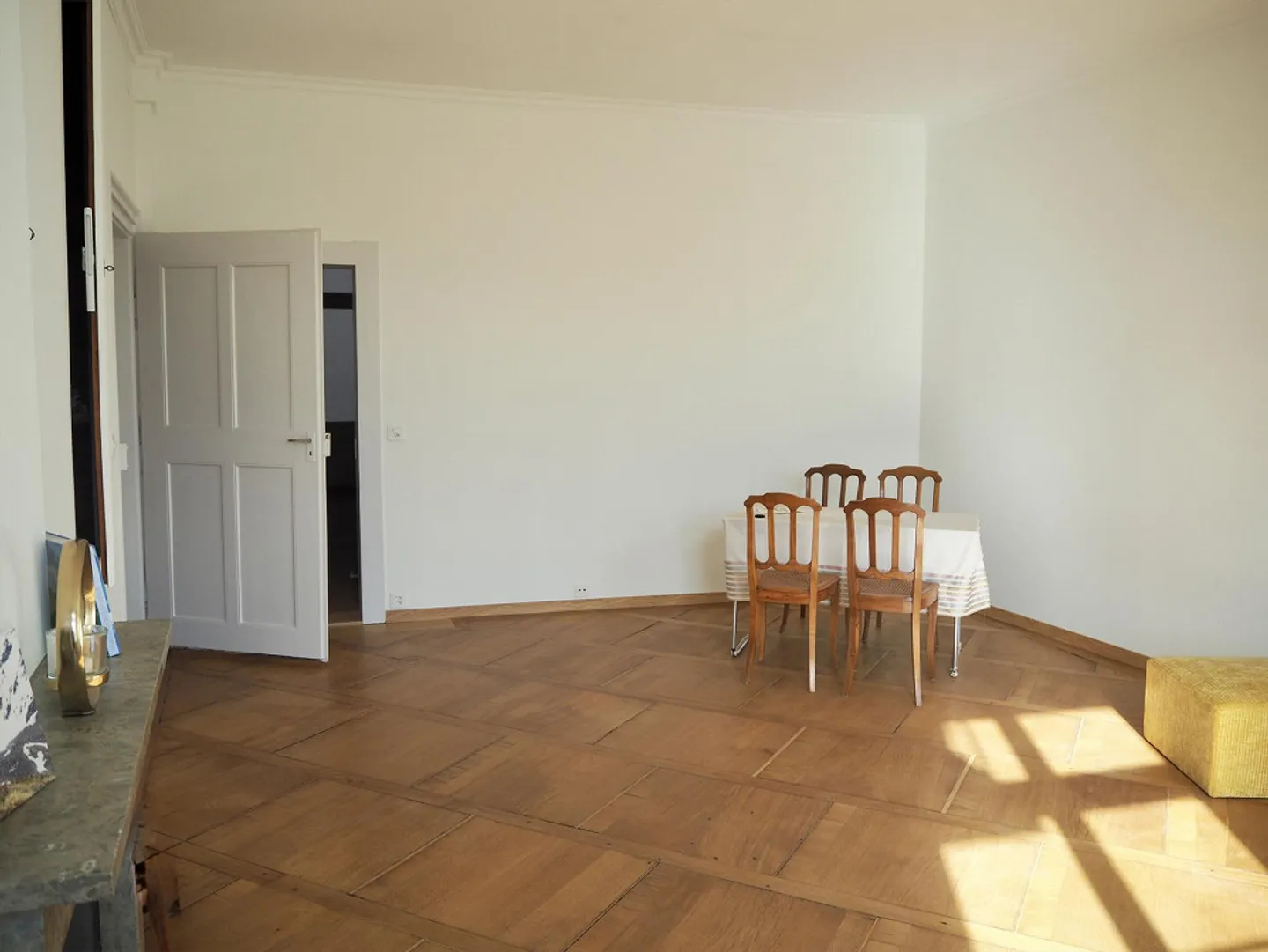 Spacious unique old town apartment - Photo 4 of 7