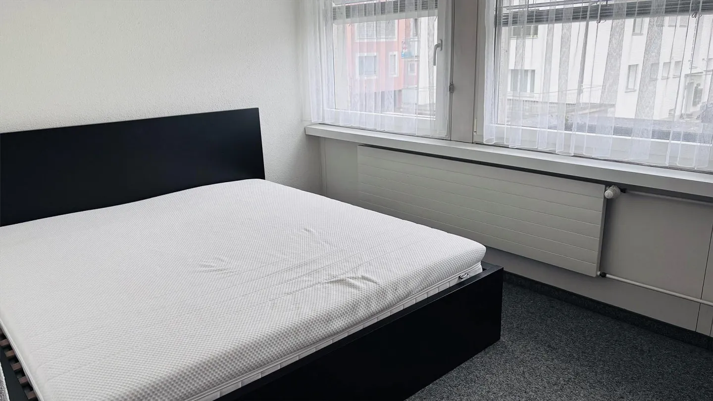 Studio - sous-location - Photo 2 sur 2