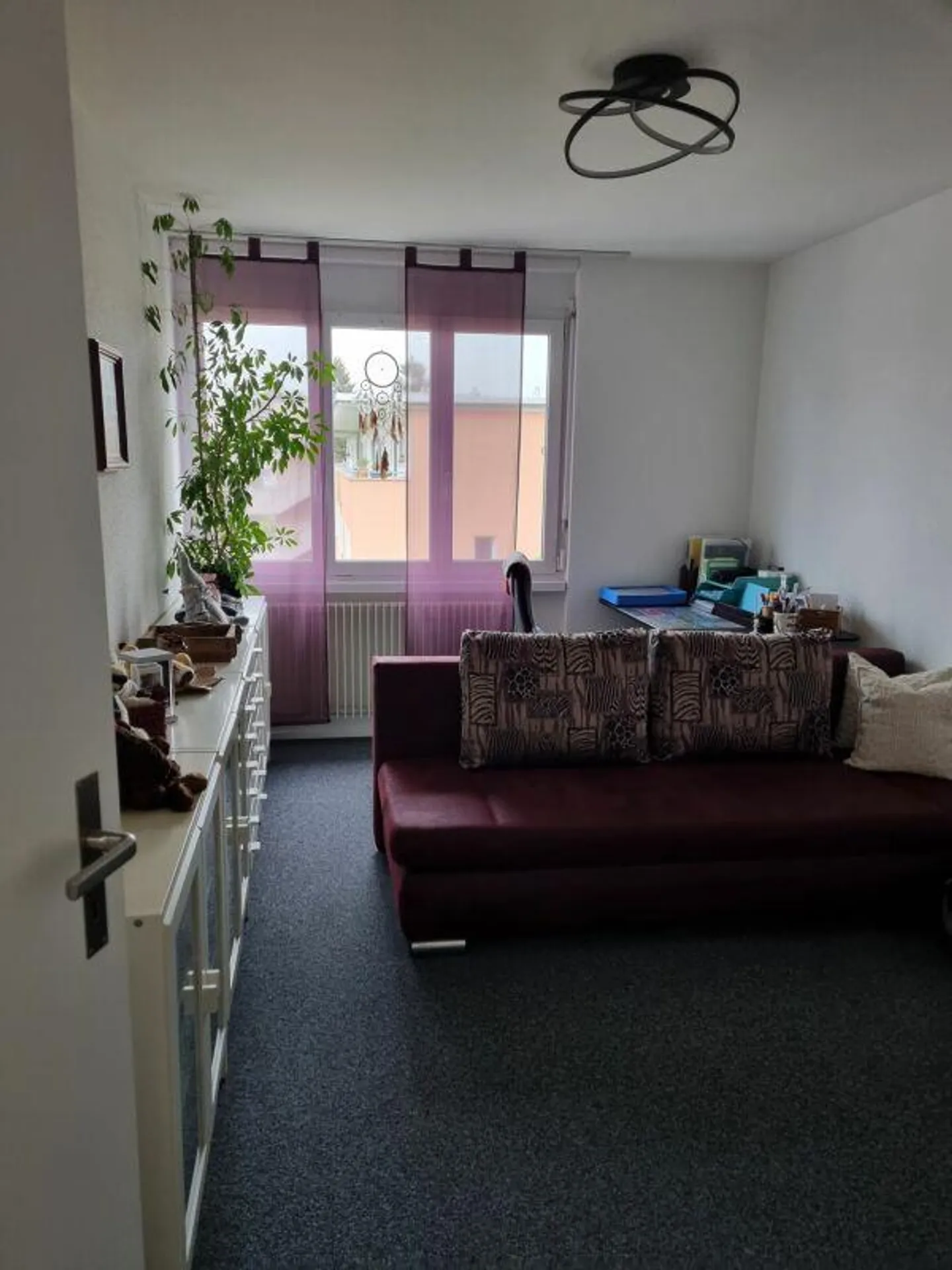 Incantevole appartamento di 4.5 locali con balcone in una tranquilla zona residenziale - Foto 6 di 7