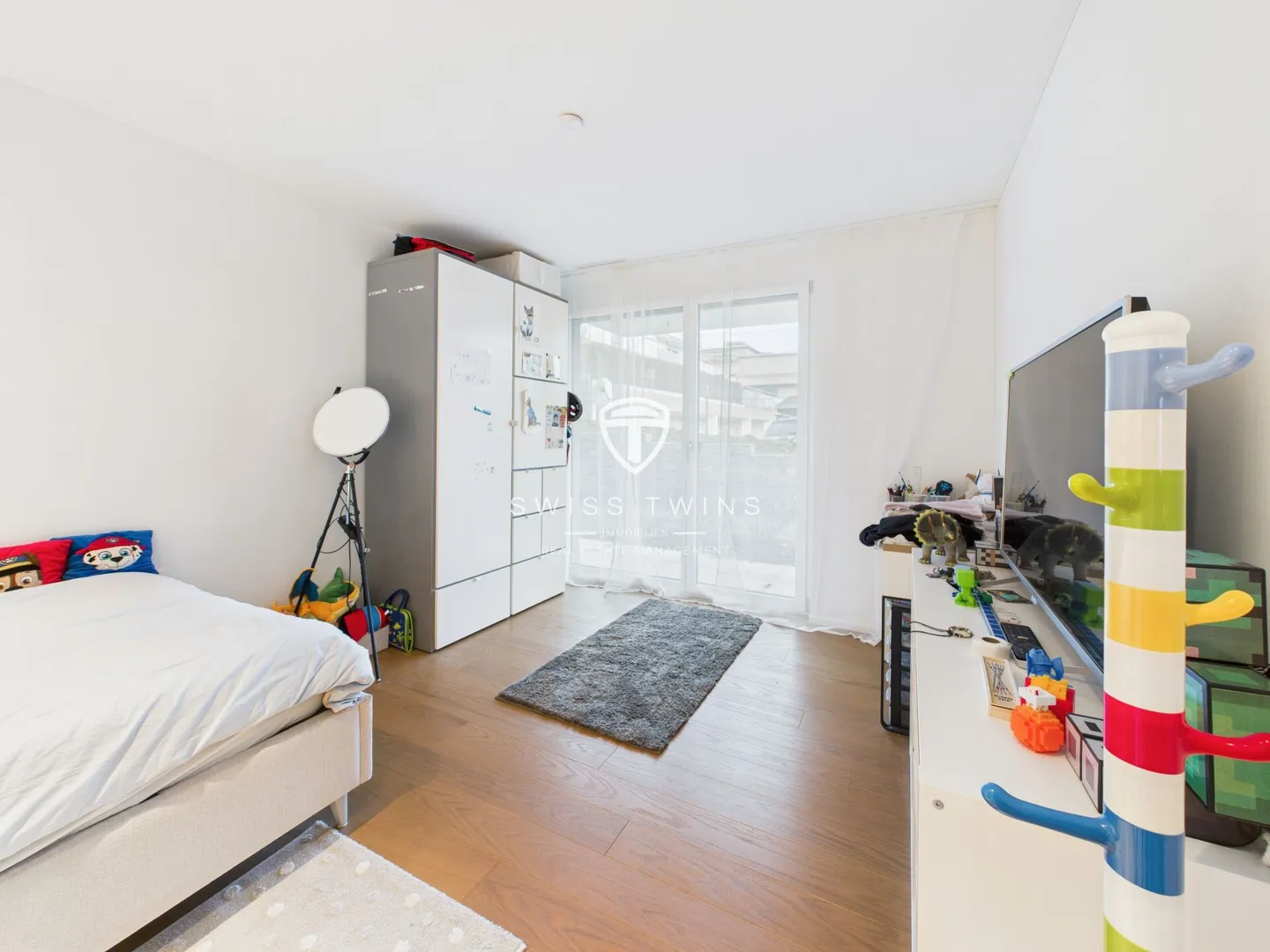 Moderne 3.5-Zimmer-Terrassenwohnung mit Garten - Wohnen auf höchstem Niveau in Adlikon b. Regensdorf - Foto 11 von 22