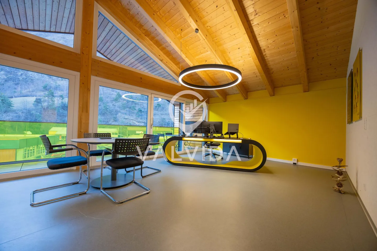 Attractive rental space from 50m2 to 700m2 in a central location in Visp - Photo 1 of 18