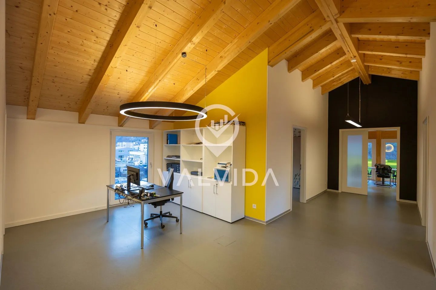 Attractive rental space from 50m2 to 700m2 in a central location in Visp - Photo 2 of 18