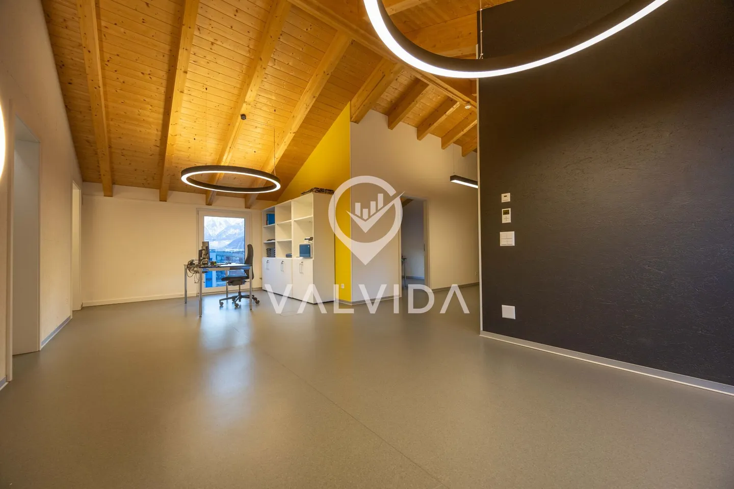Attractive rental space from 50m2 to 700m2 in a central location in Visp - Photo 3 of 18