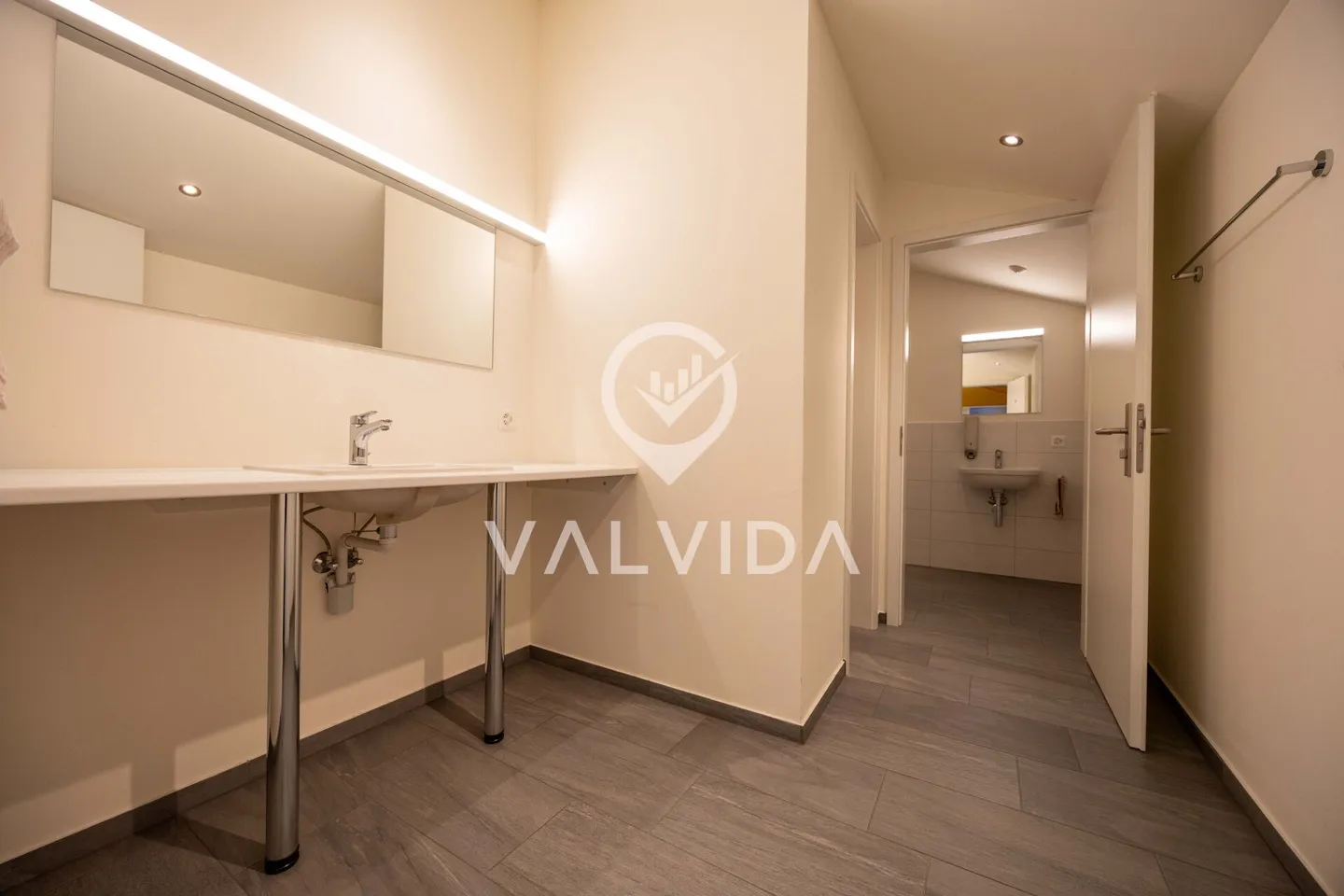 Attractive rental space from 50m2 to 700m2 in a central location in Visp - Photo 14 of 18