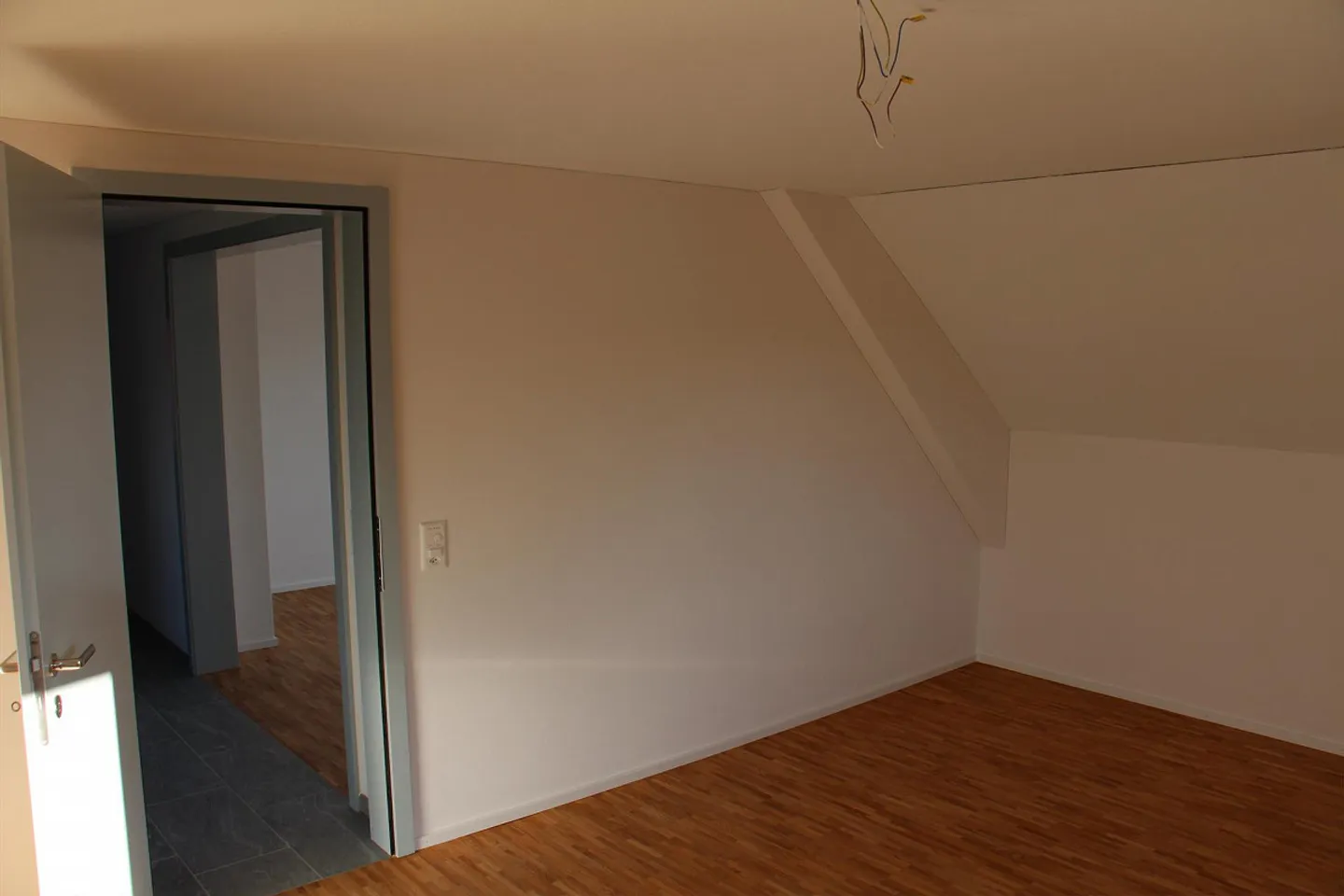 Renovierte Dachwohnung - Foto 6 von 7