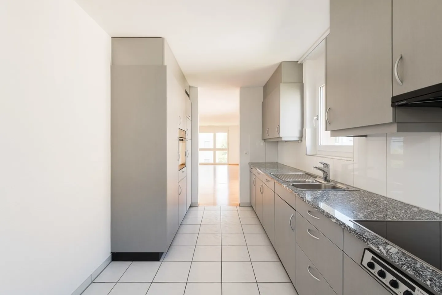 Appartamento in affitto - Foto 4 di 7