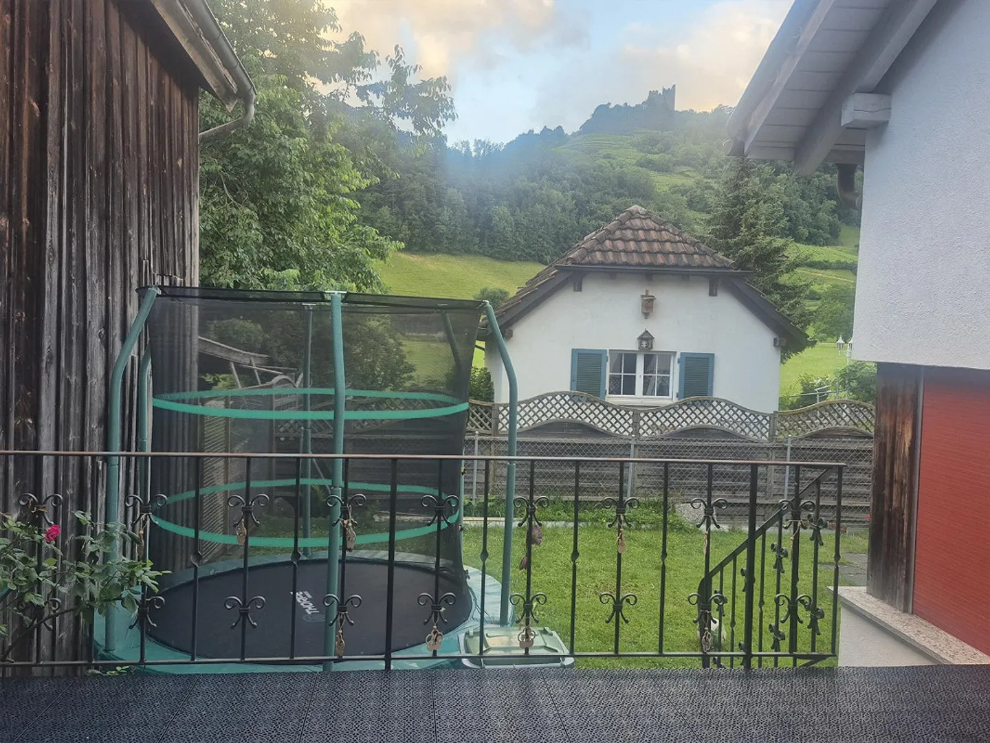 Charmante Maisonette mit Terrasse - Foto 1 von 11
