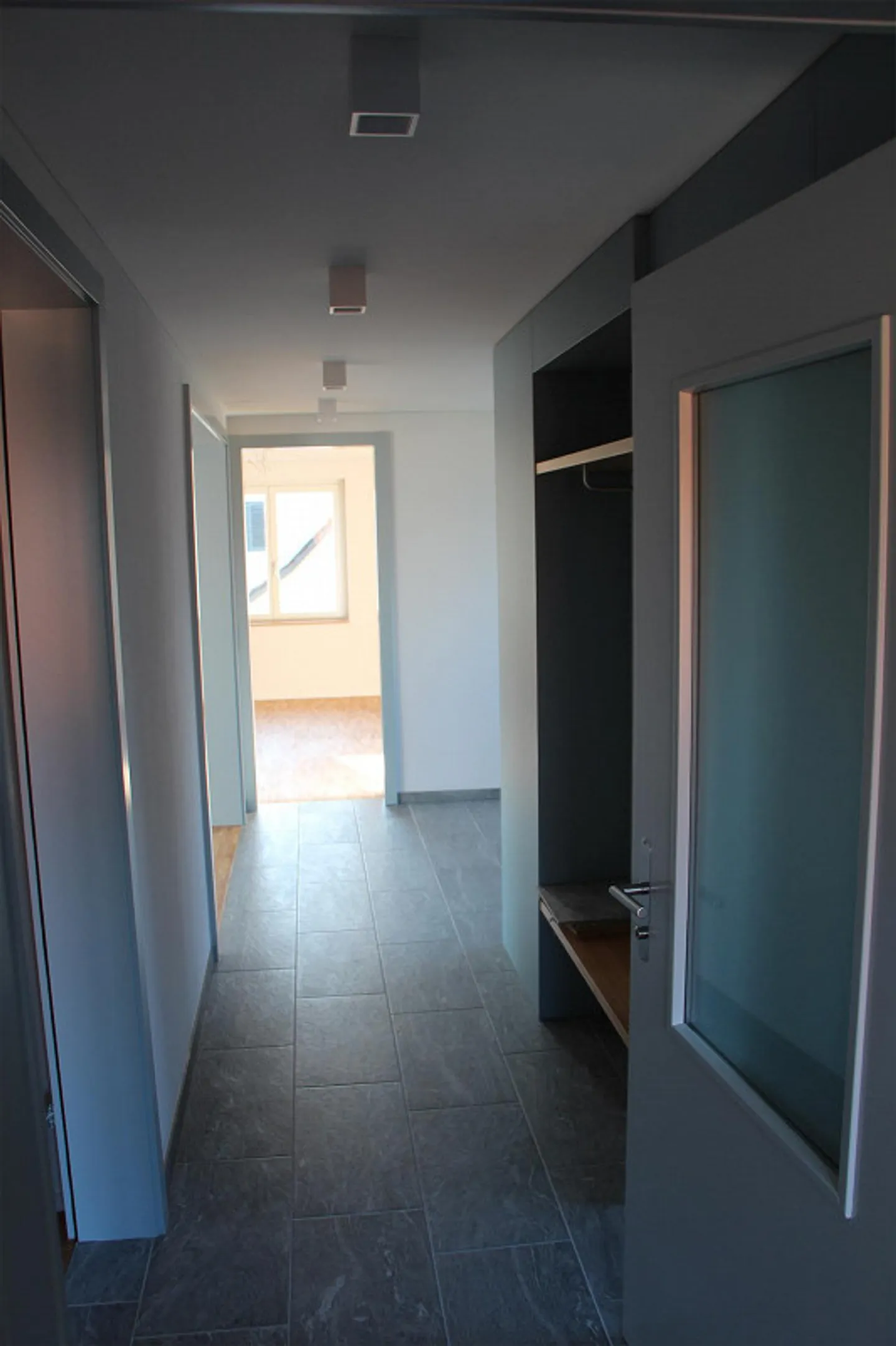 Renovierte Dachwohnung - Foto 7 von 7
